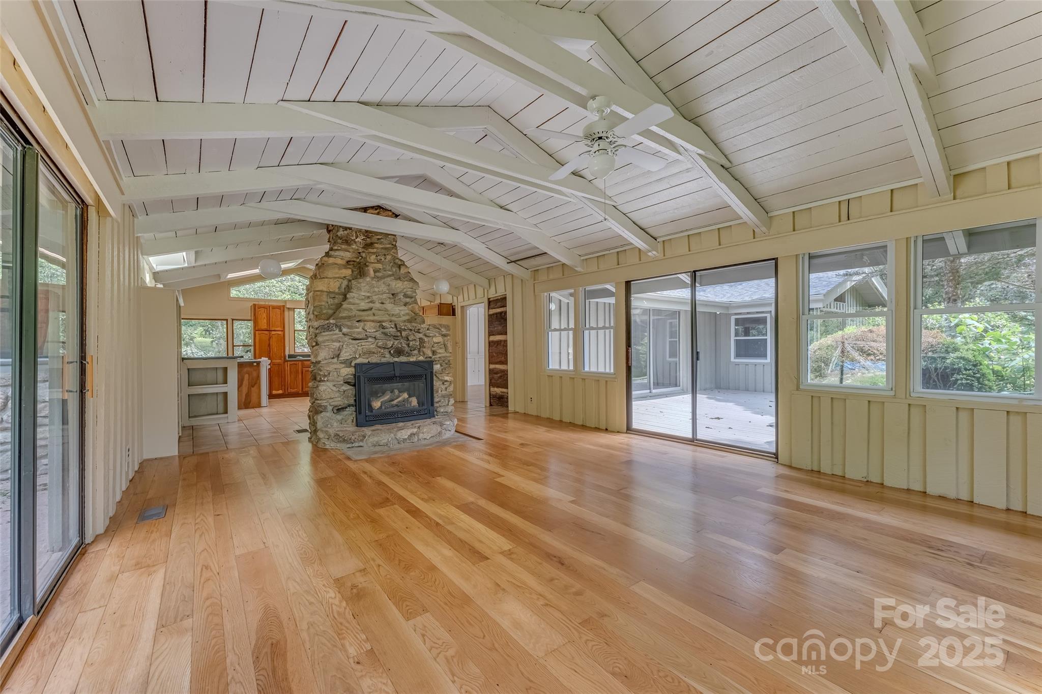 8749 Nc 63 Highway — Leicester