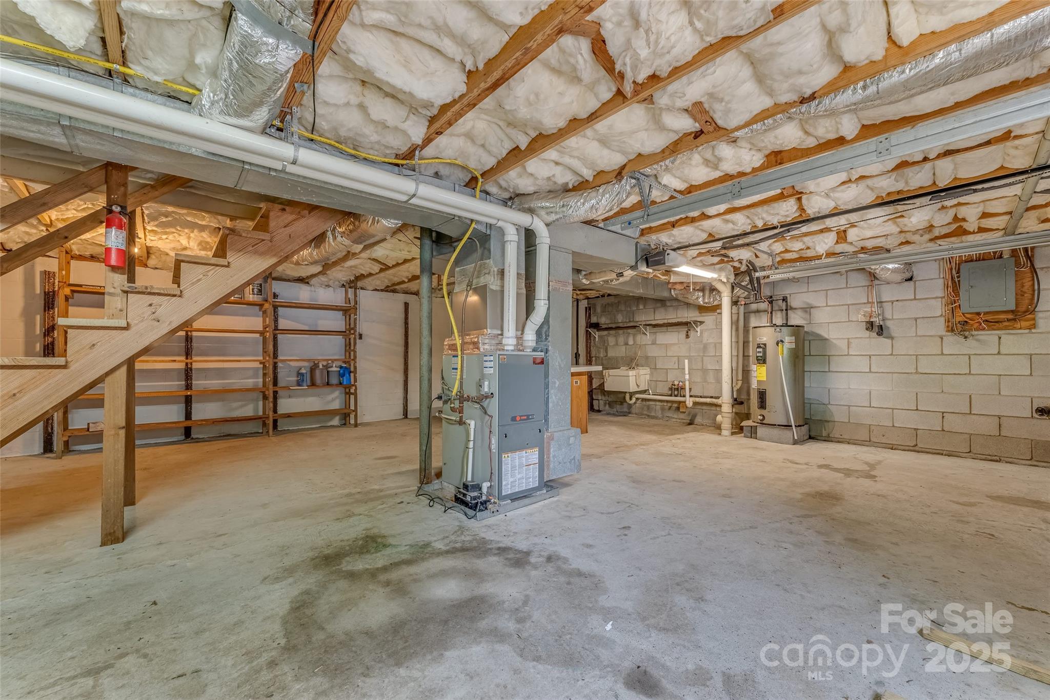8749 Nc 63 Highway — Leicester