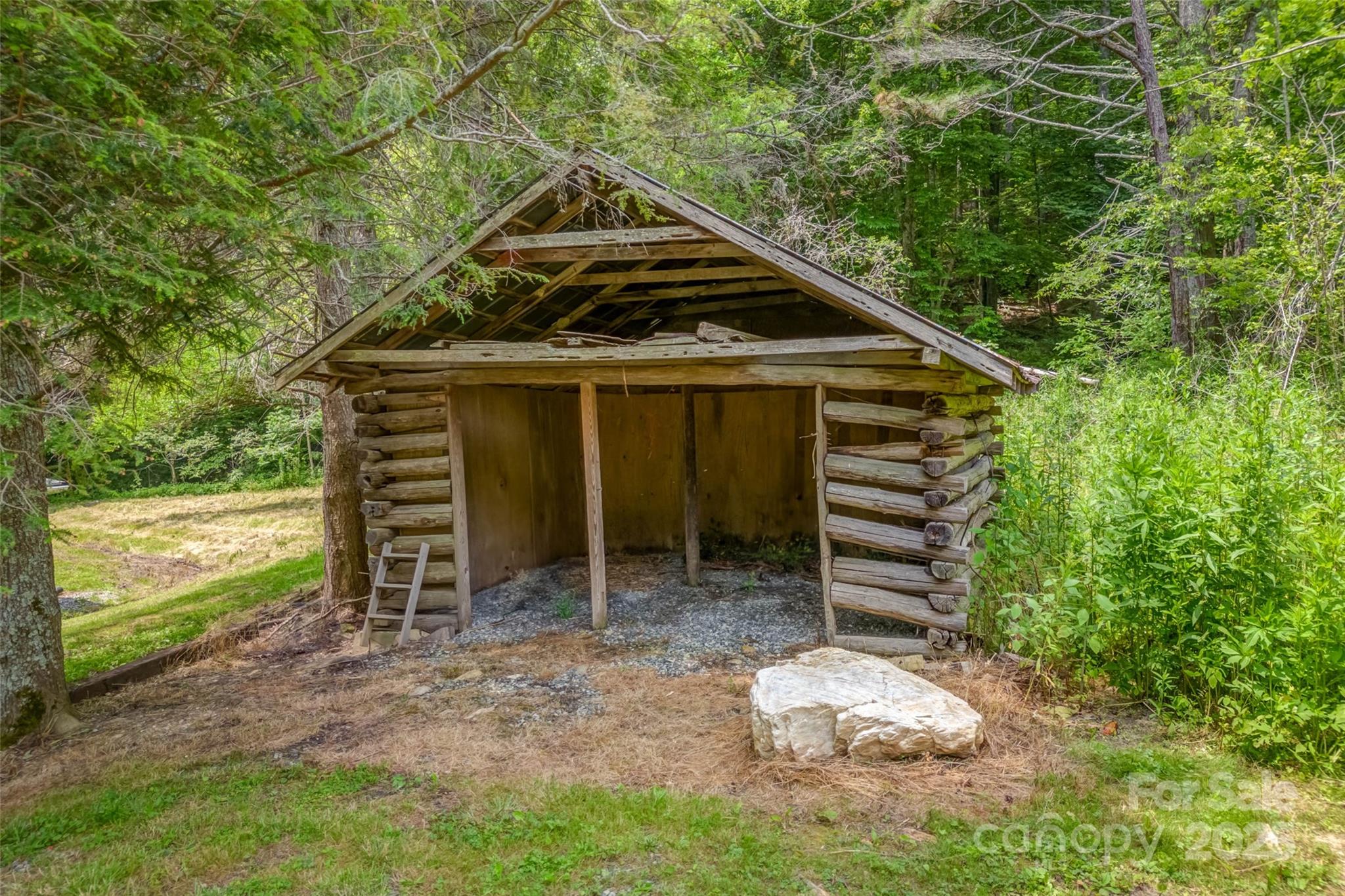 8749 Nc 63 Highway — Leicester