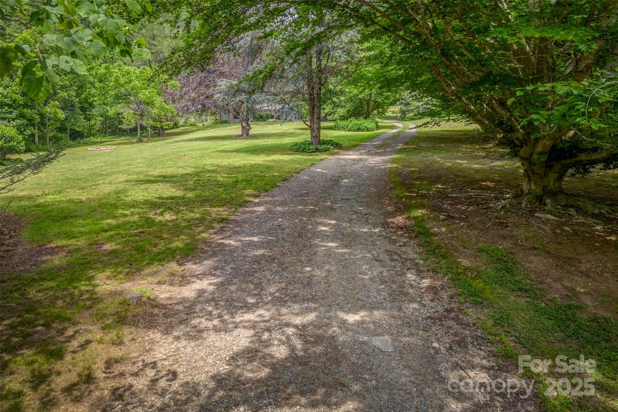 8749 Nc 63 Highway — Leicester