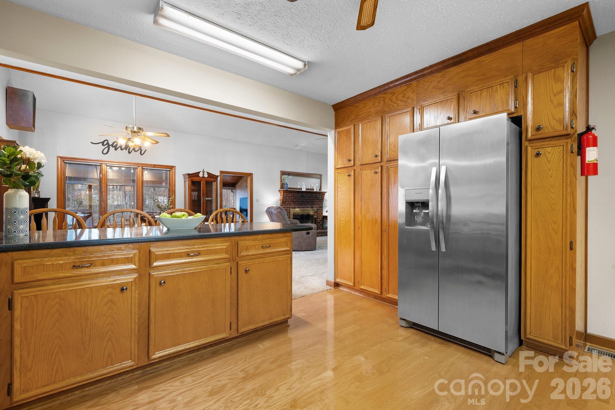 3910 6th Street NW — Hickory