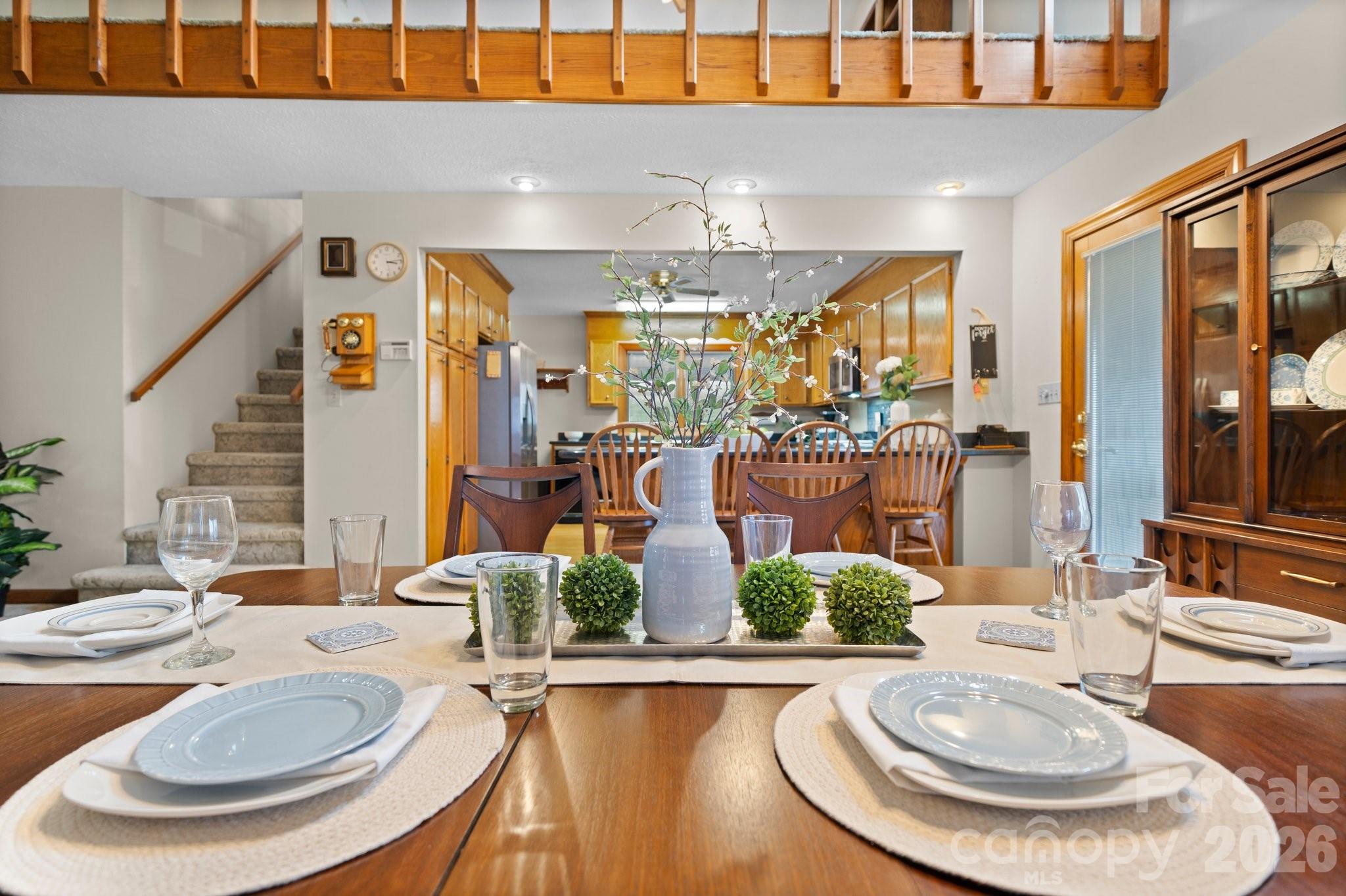 3910 6th Street NW — Hickory