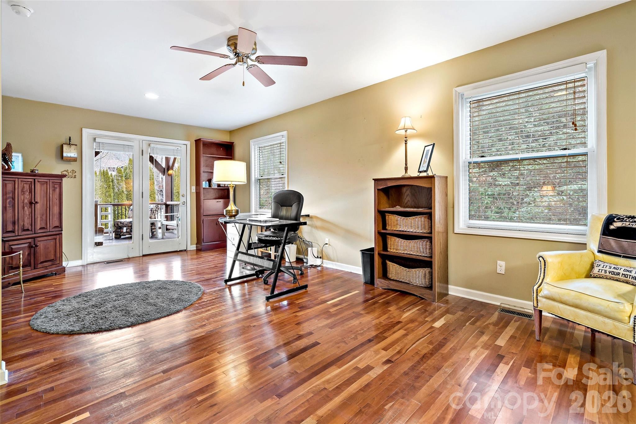 60 E Valley View Drive — Marion