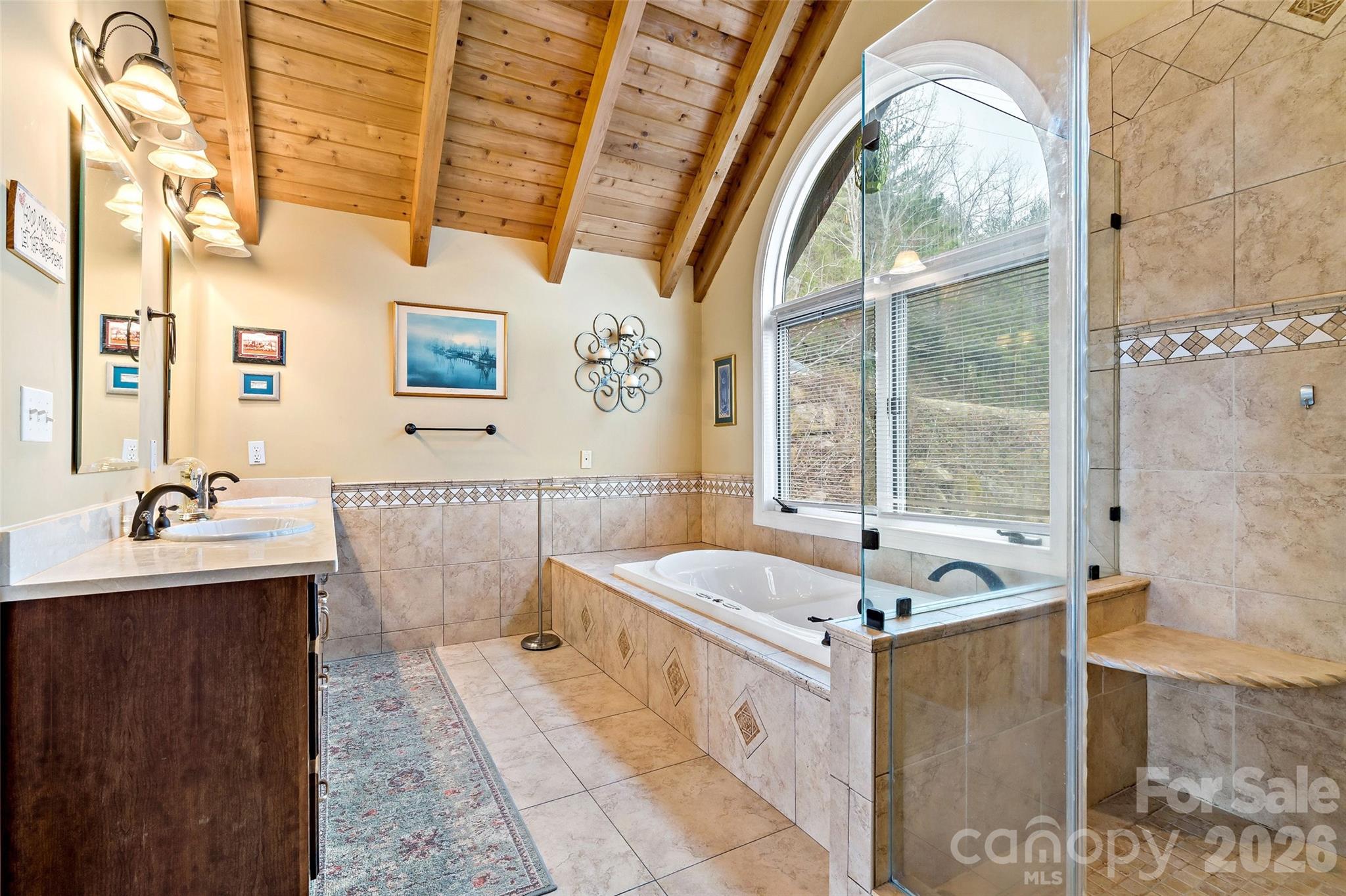 60 E Valley View Drive — Marion