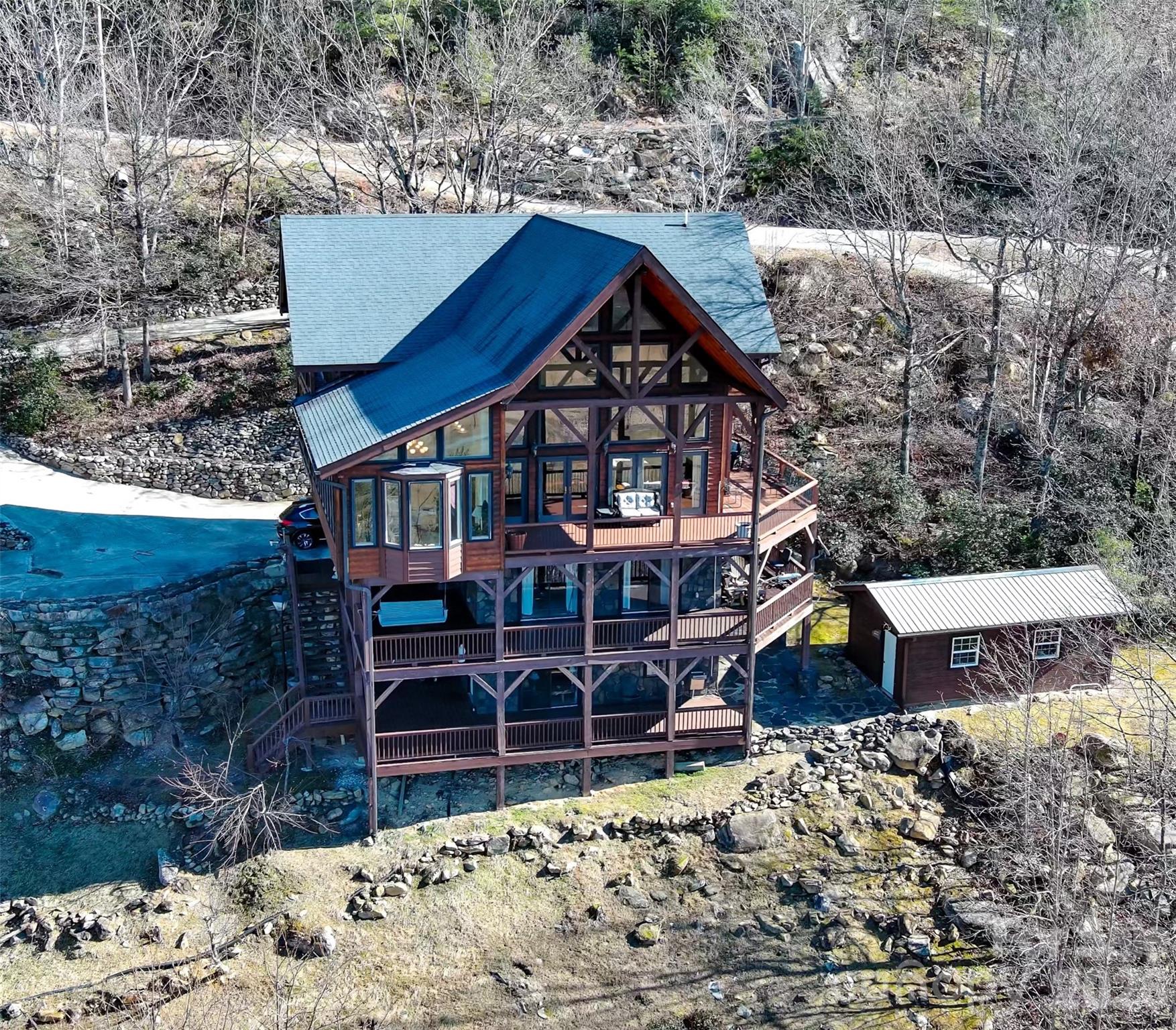 60 E Valley View Drive — Marion