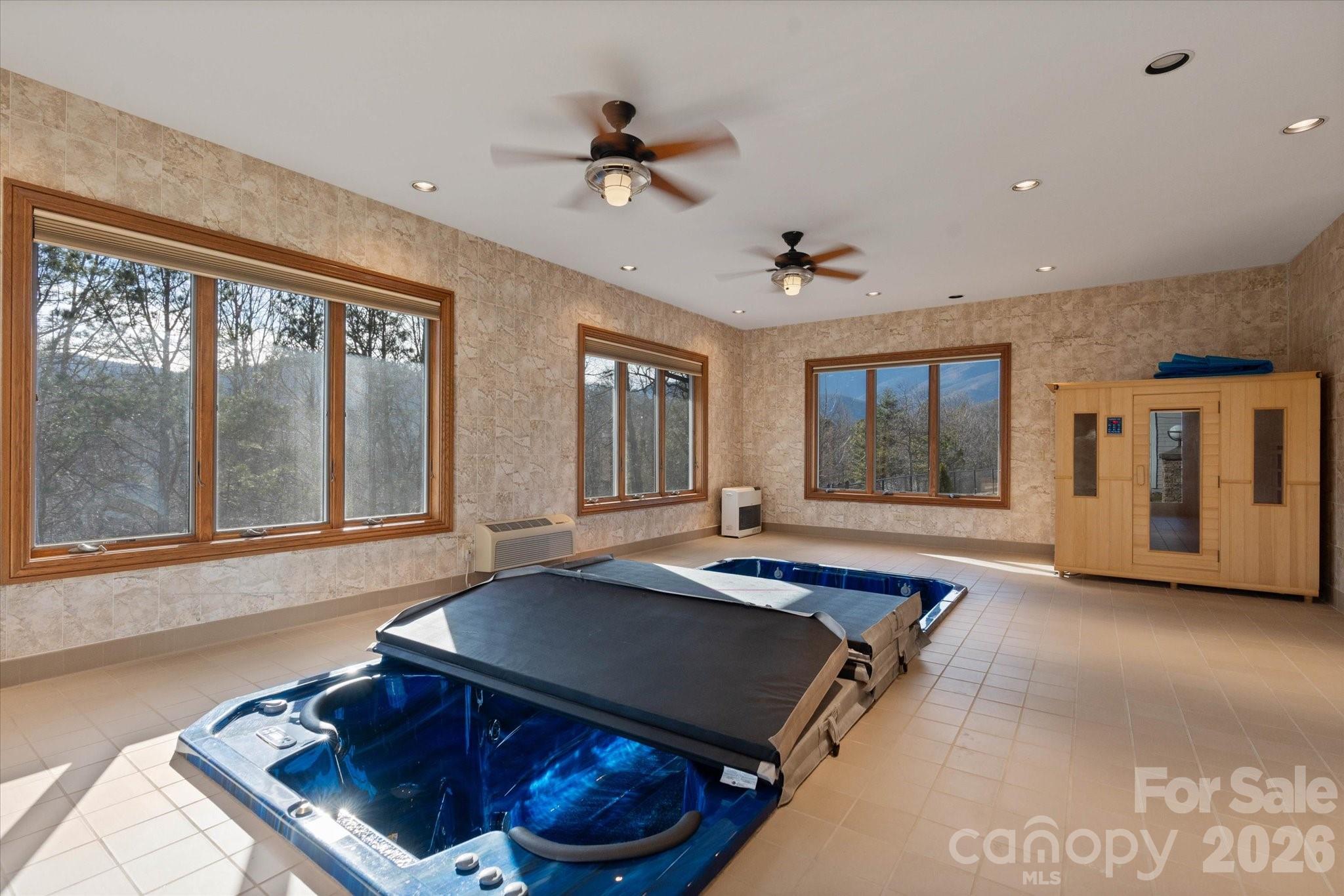 151 Pine Ridge Road — Burnsville