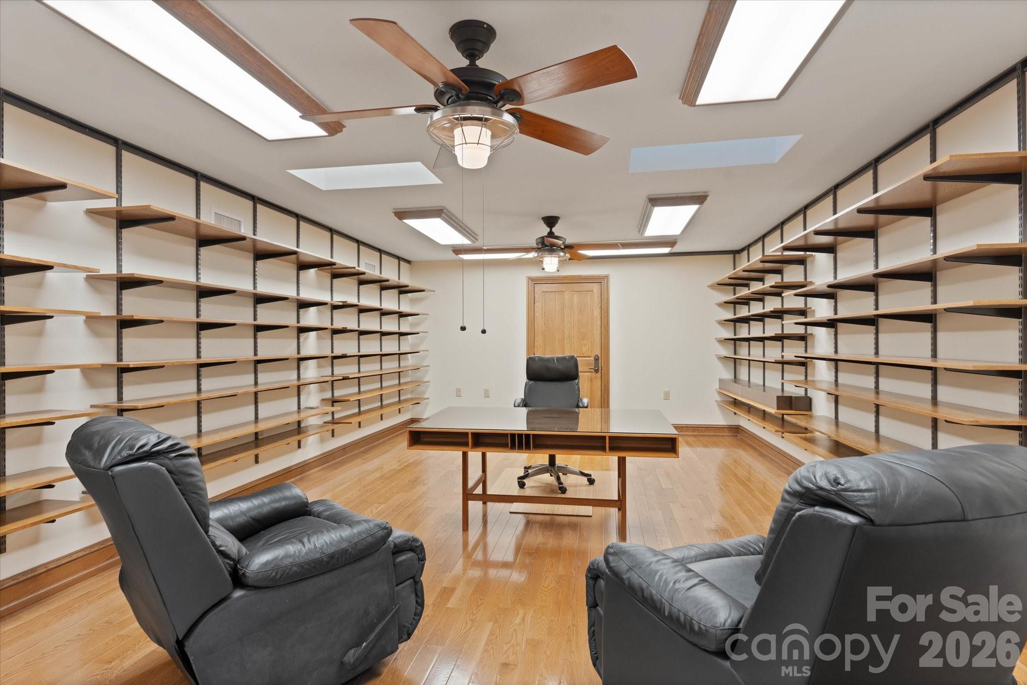 151 Pine Ridge Road — Burnsville