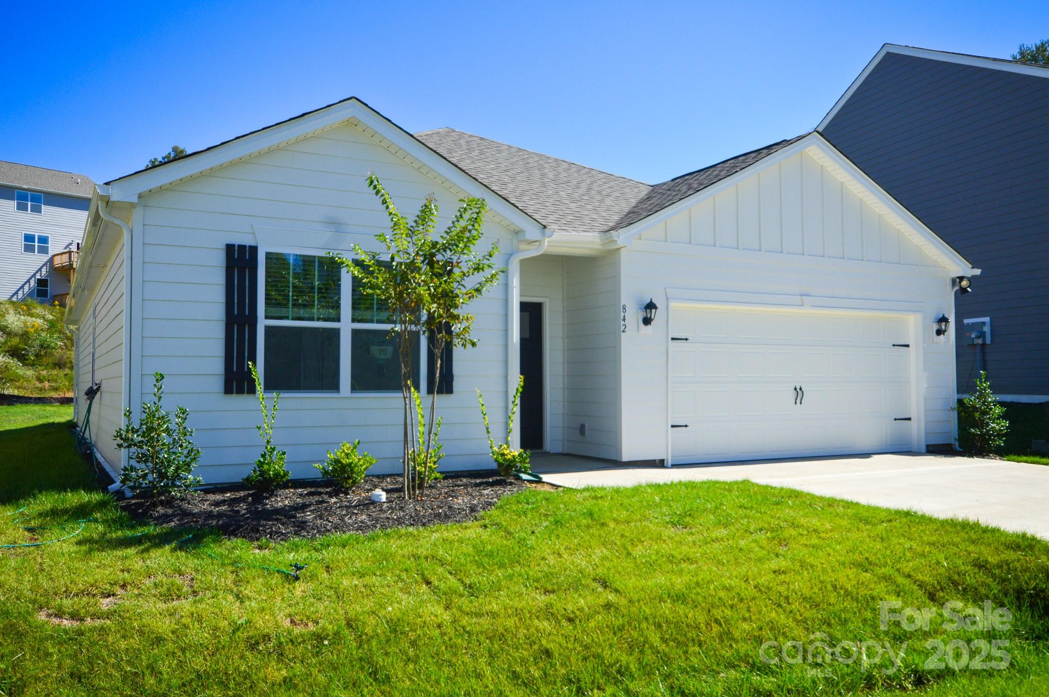 842 Adelston Lane — Asheville
