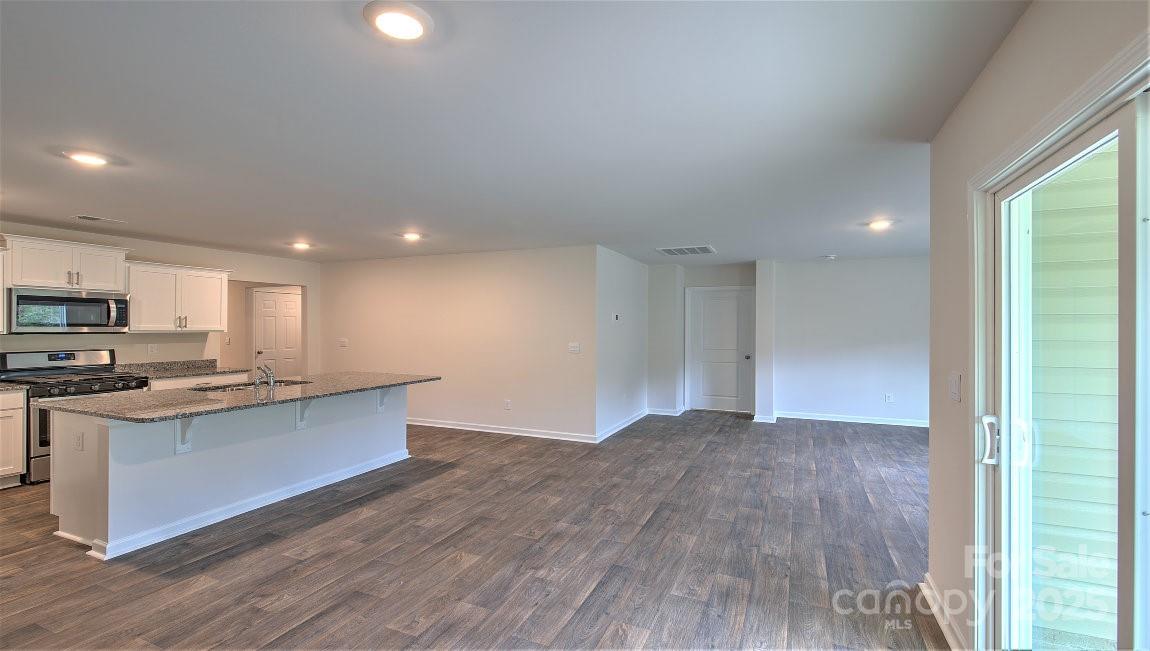 842 Adelston Lane — Asheville