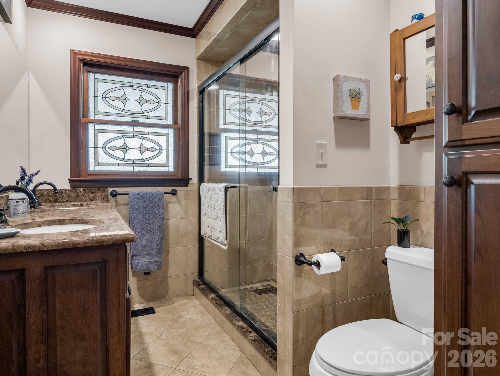108 Three Oaks Lane — Kings Mountain