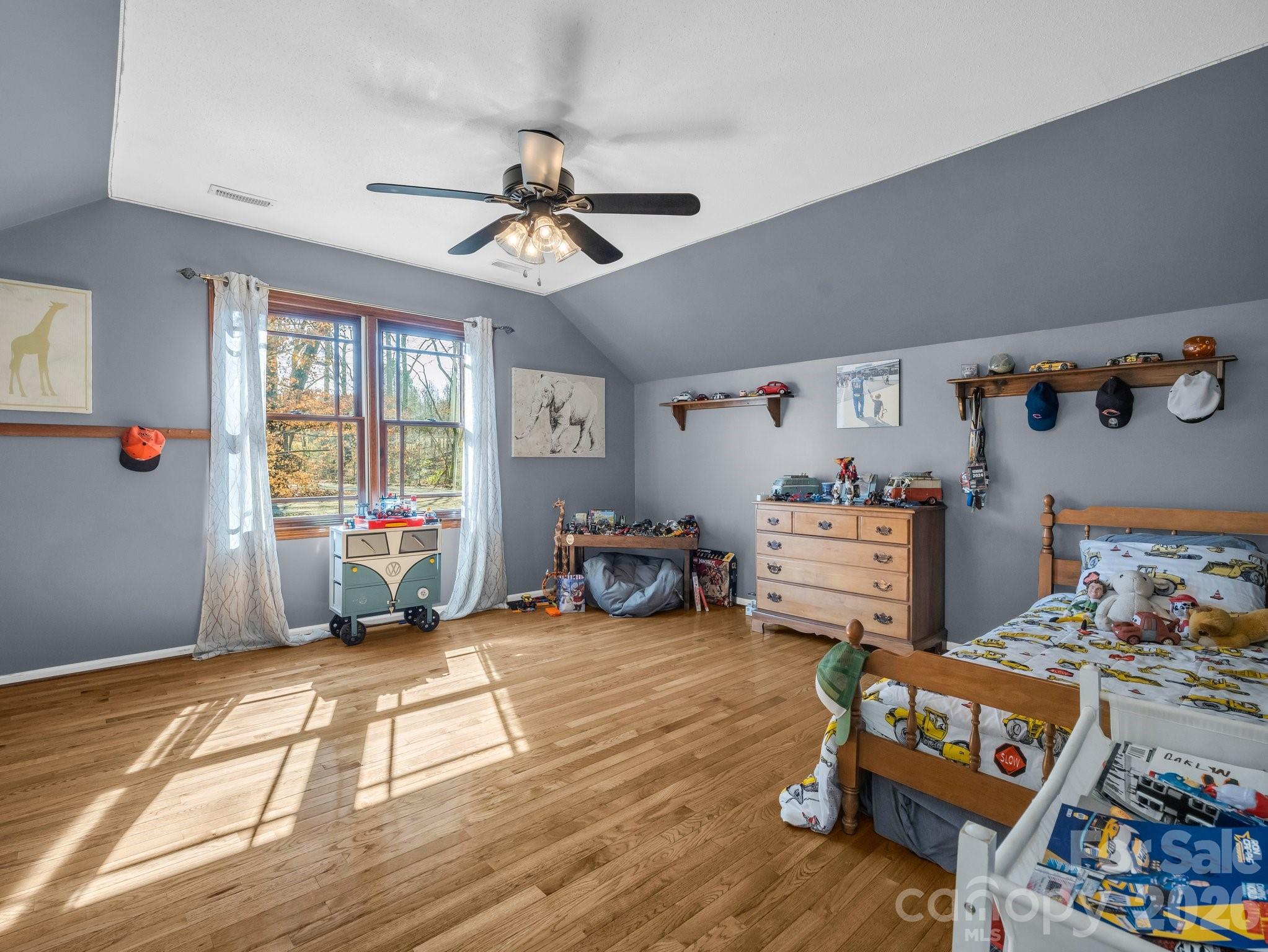 108 Three Oaks Lane — Kings Mountain