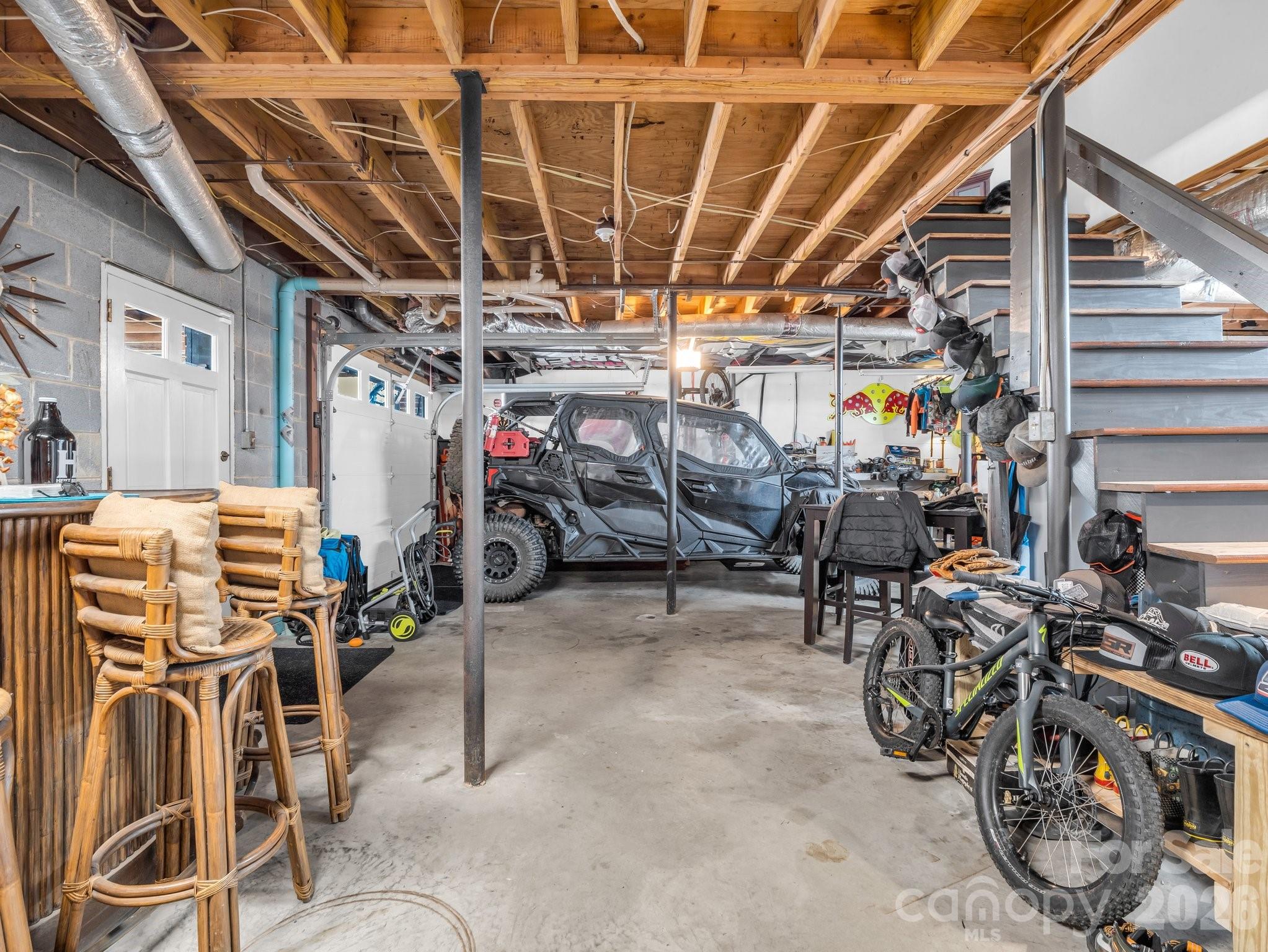 108 Three Oaks Lane — Kings Mountain