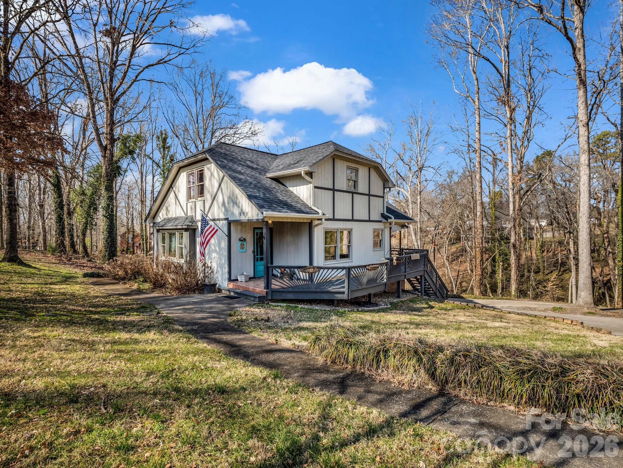 108 Three Oaks Lane — Kings Mountain