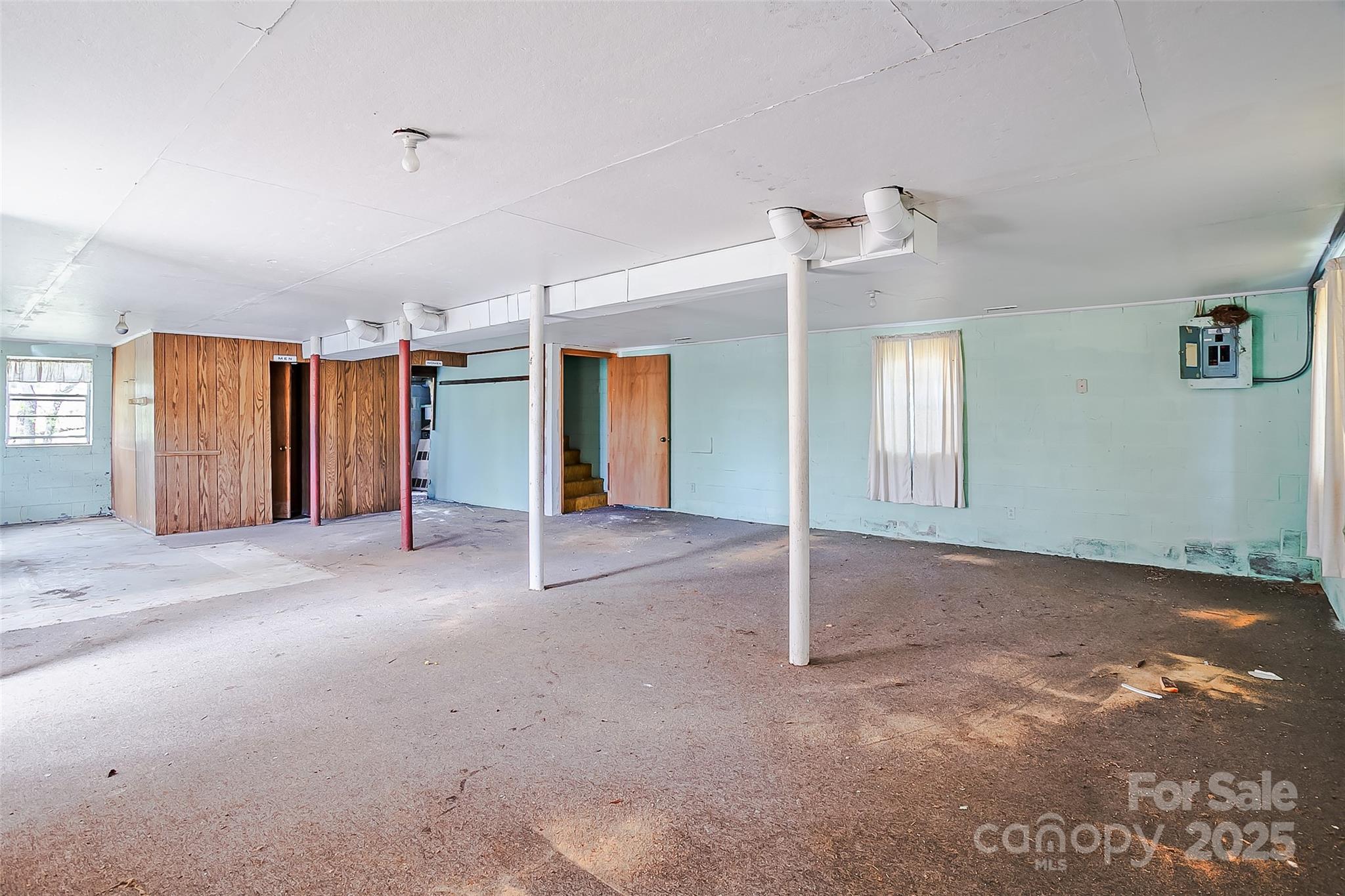 80 Carver Street — Brevard