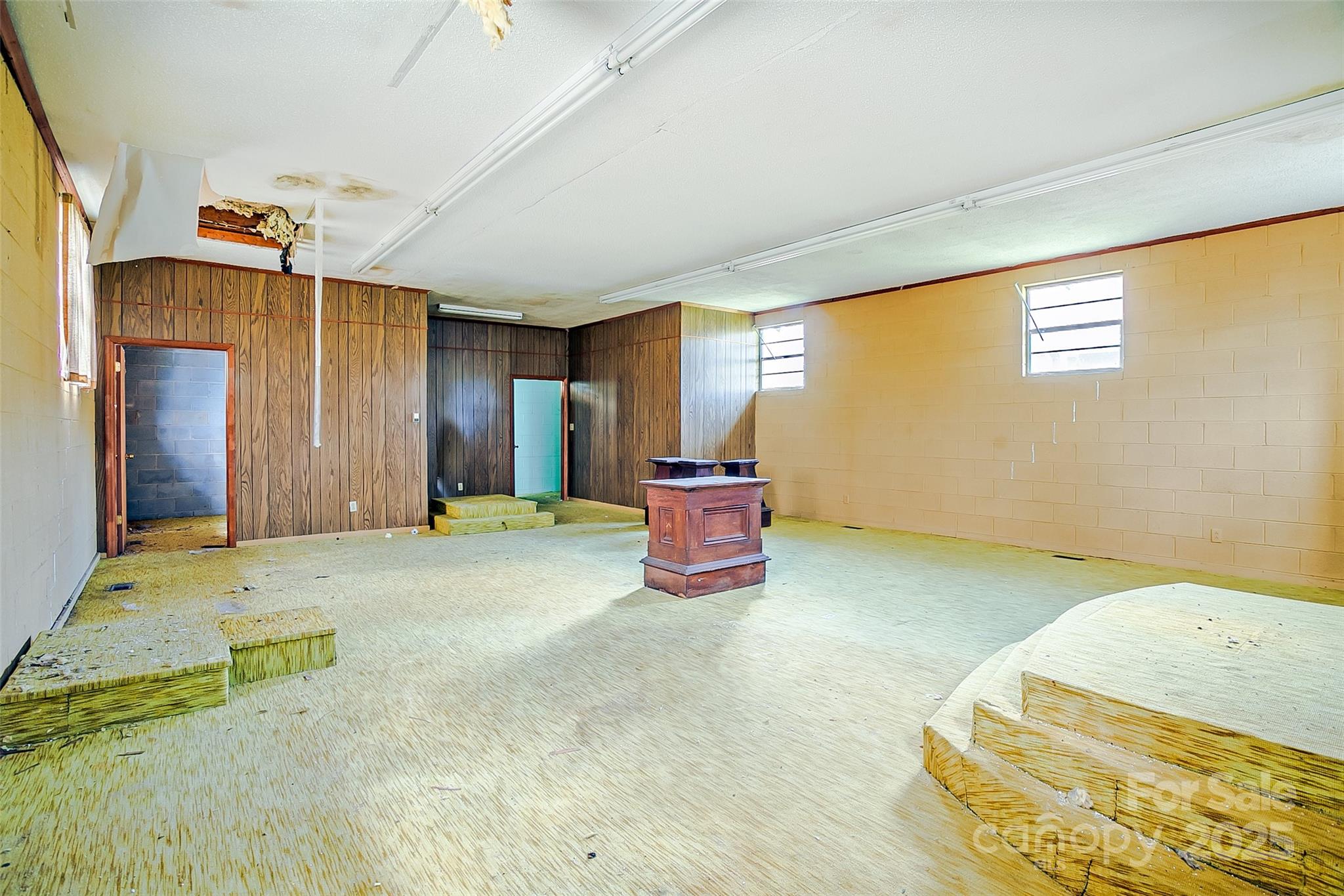 80 Carver Street — Brevard
