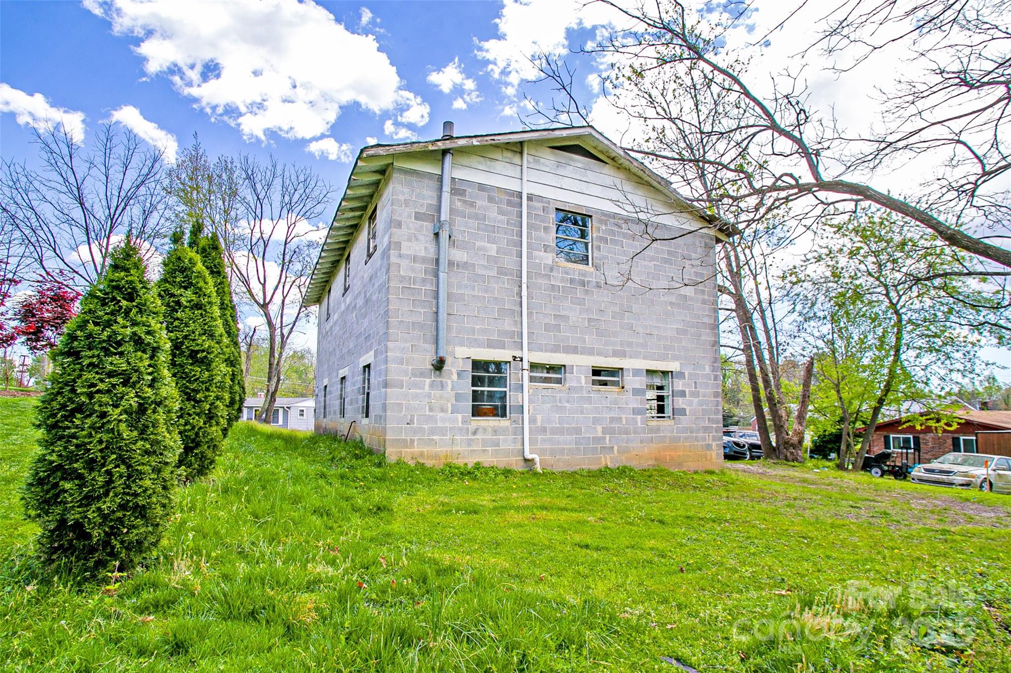 80 Carver Street — Brevard