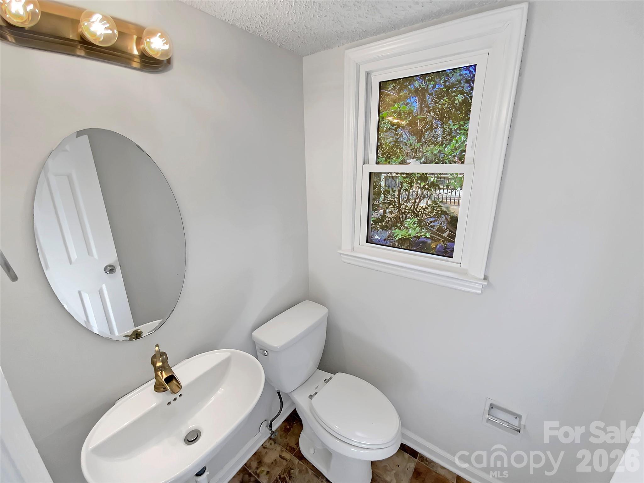 7401 Limerick Drive — Charlotte