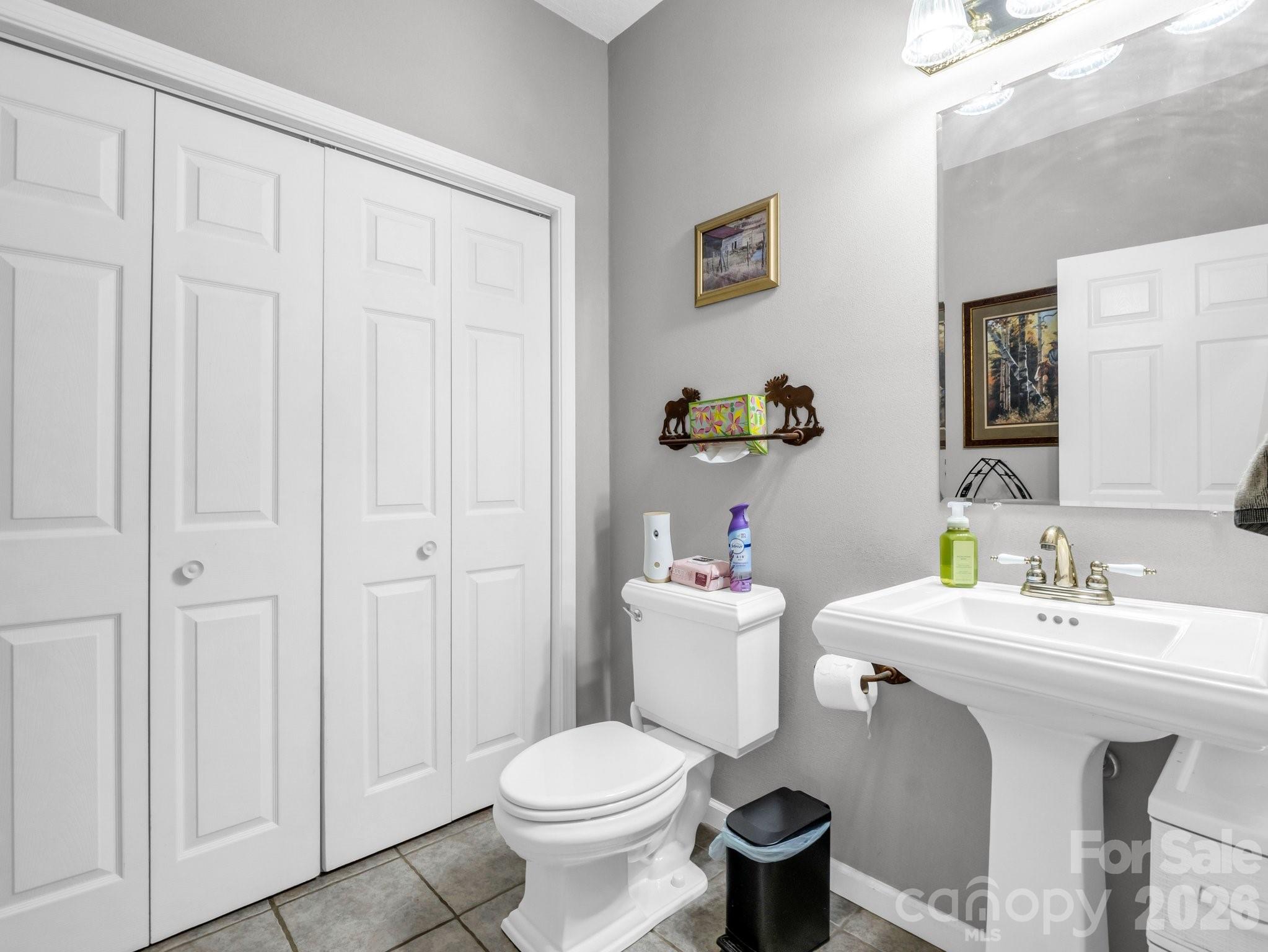 532 Harvey Logan Road — Bostic