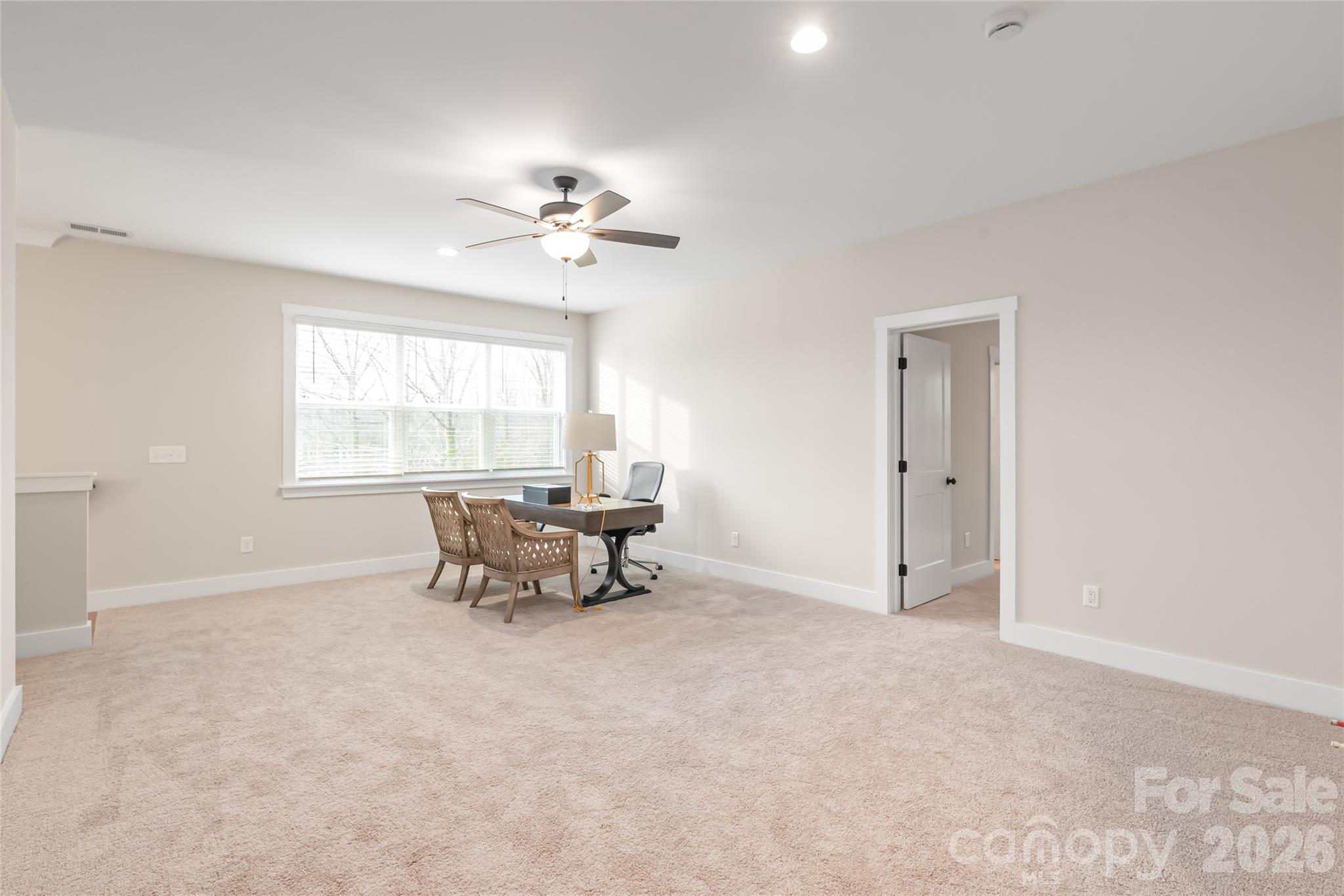 553 W Lowrance Avenue — Mooresville