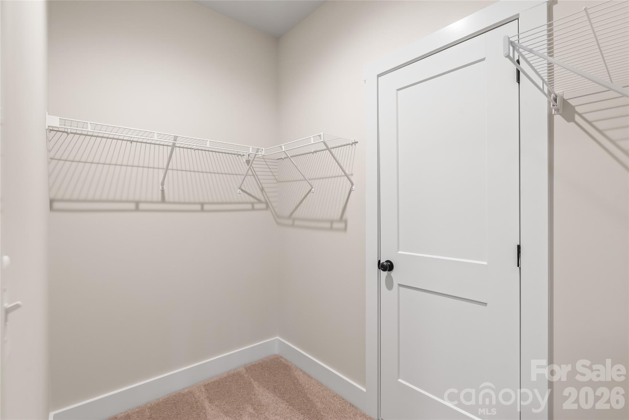 553 W Lowrance Avenue — Mooresville