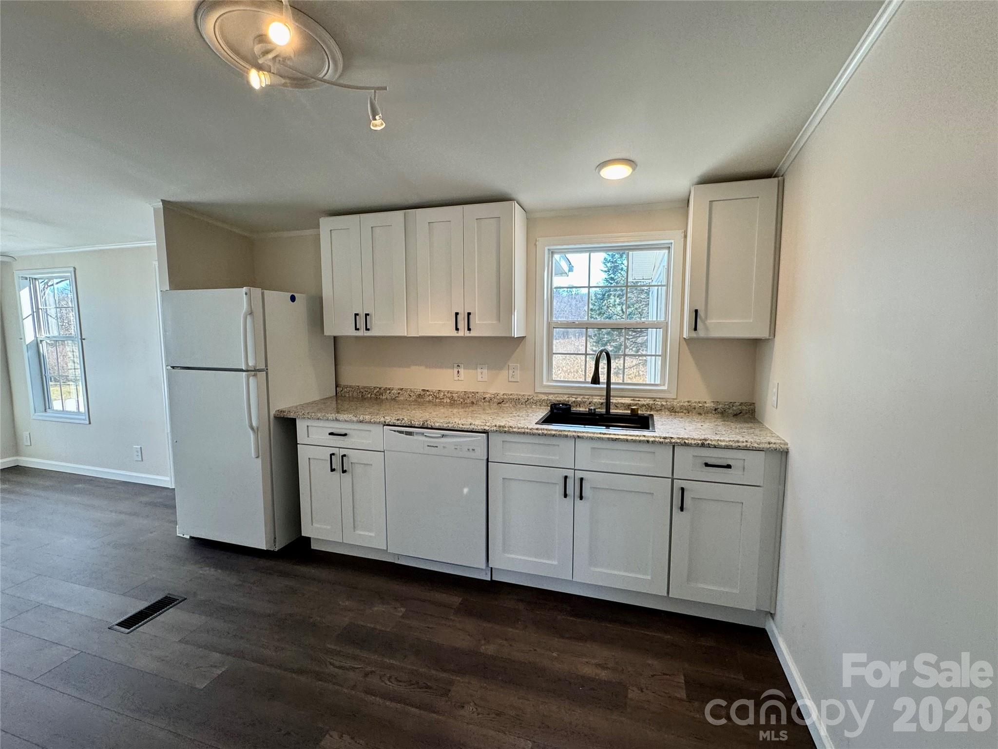436 Riverwind Drive — Hendersonville