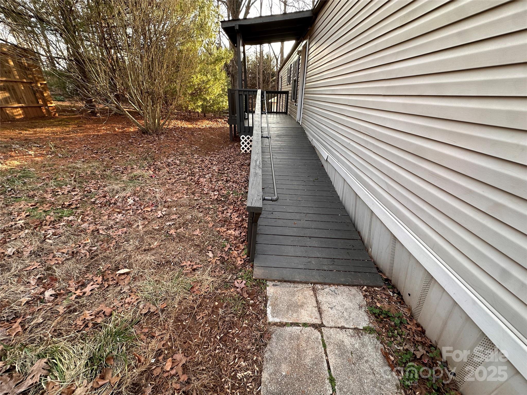 113 Highlander Street — Morganton
