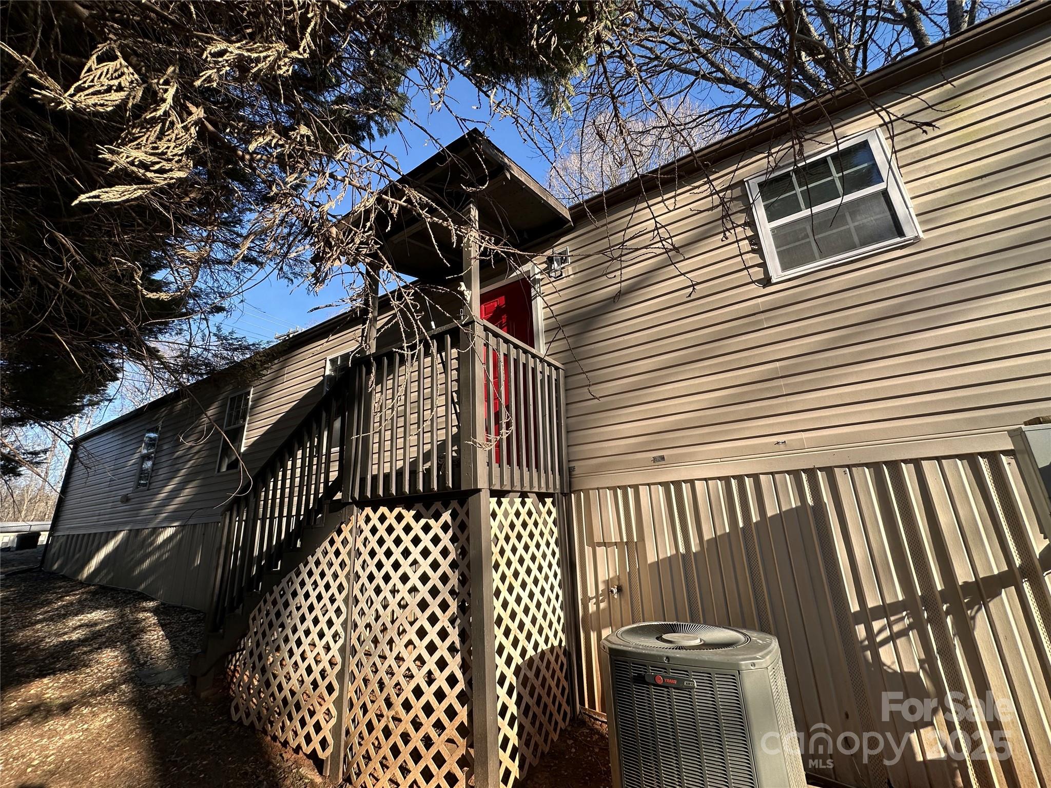 113 Highlander Street — Morganton