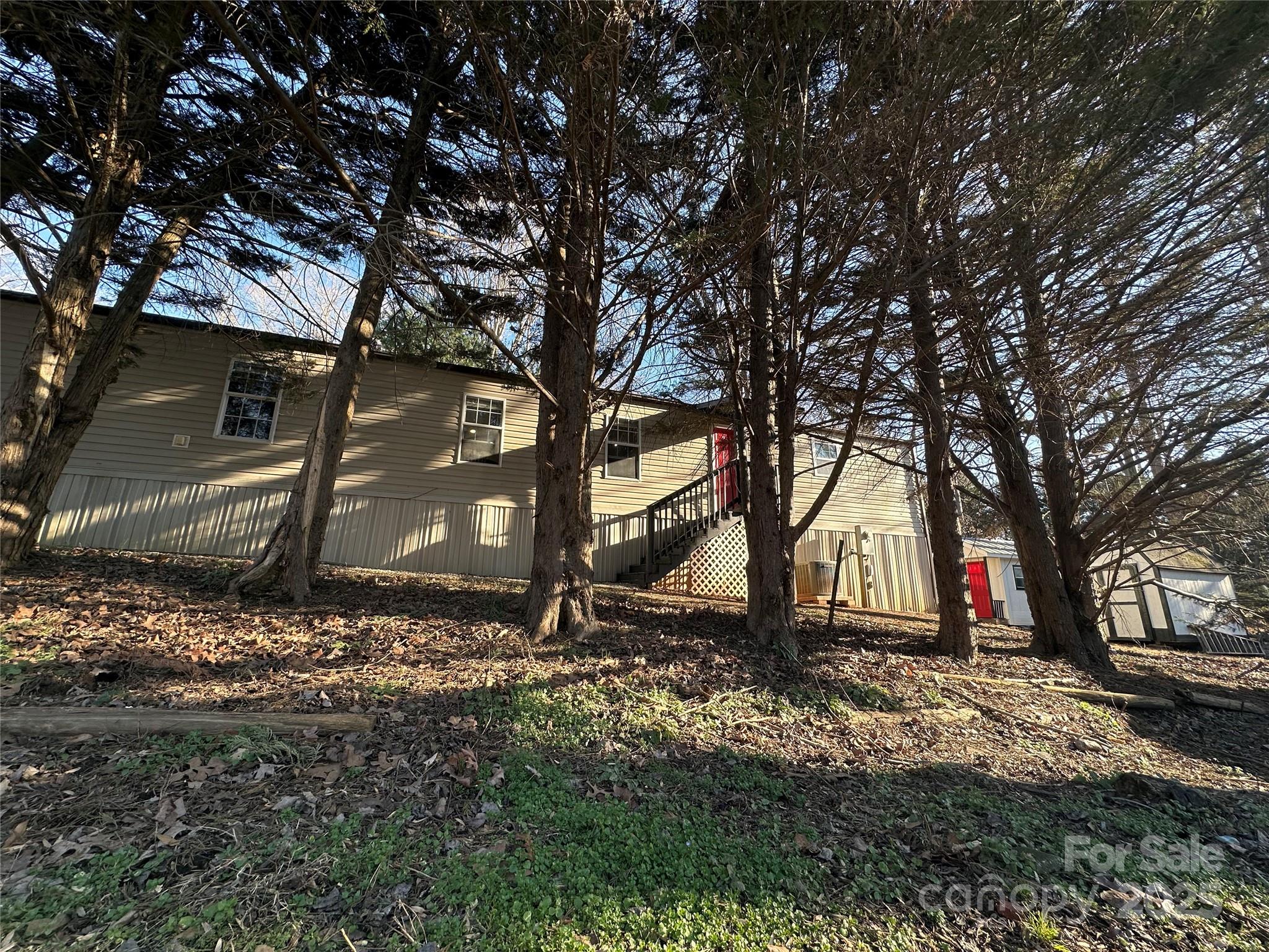 113 Highlander Street — Morganton