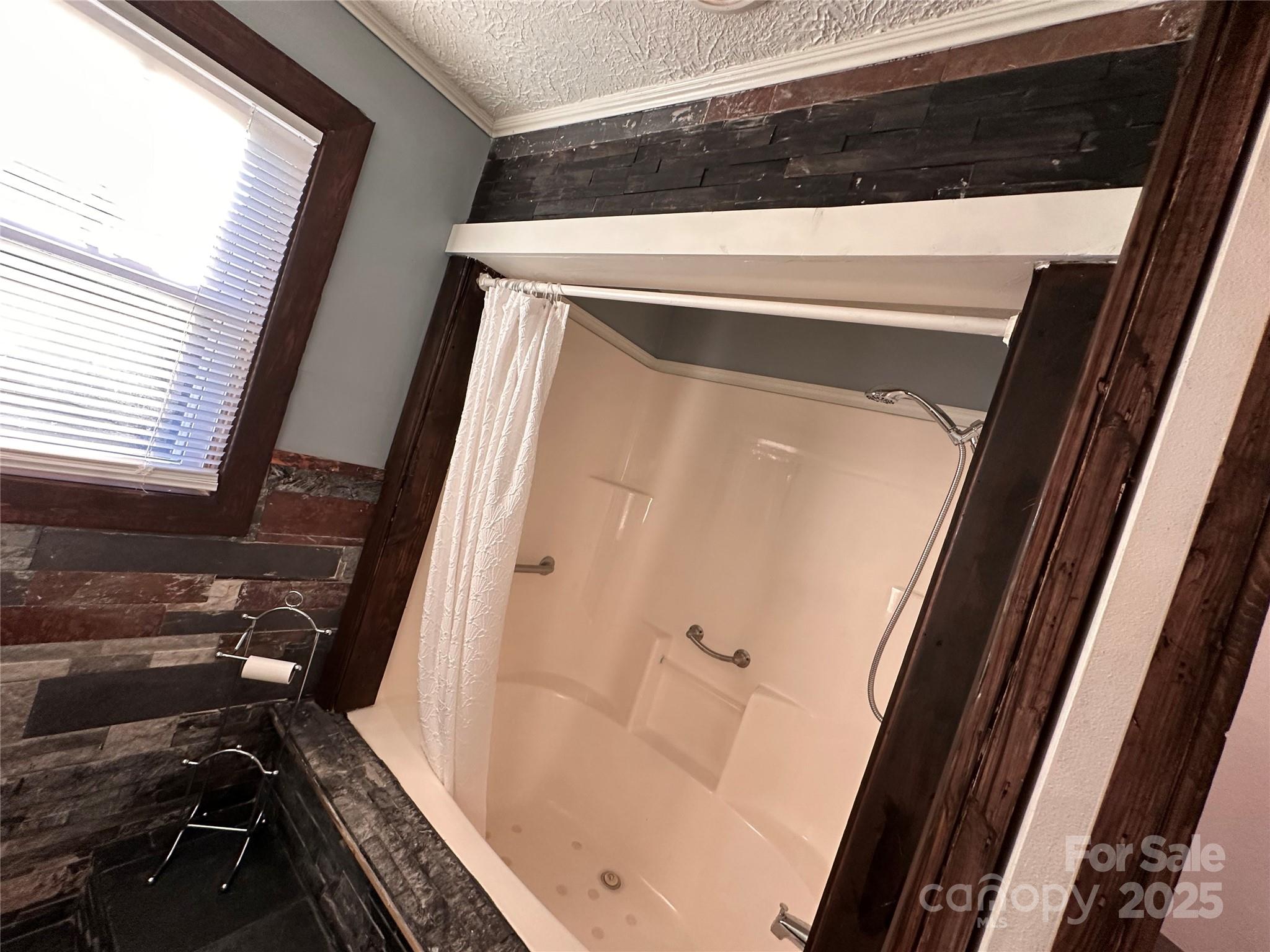113 Highlander Street — Morganton