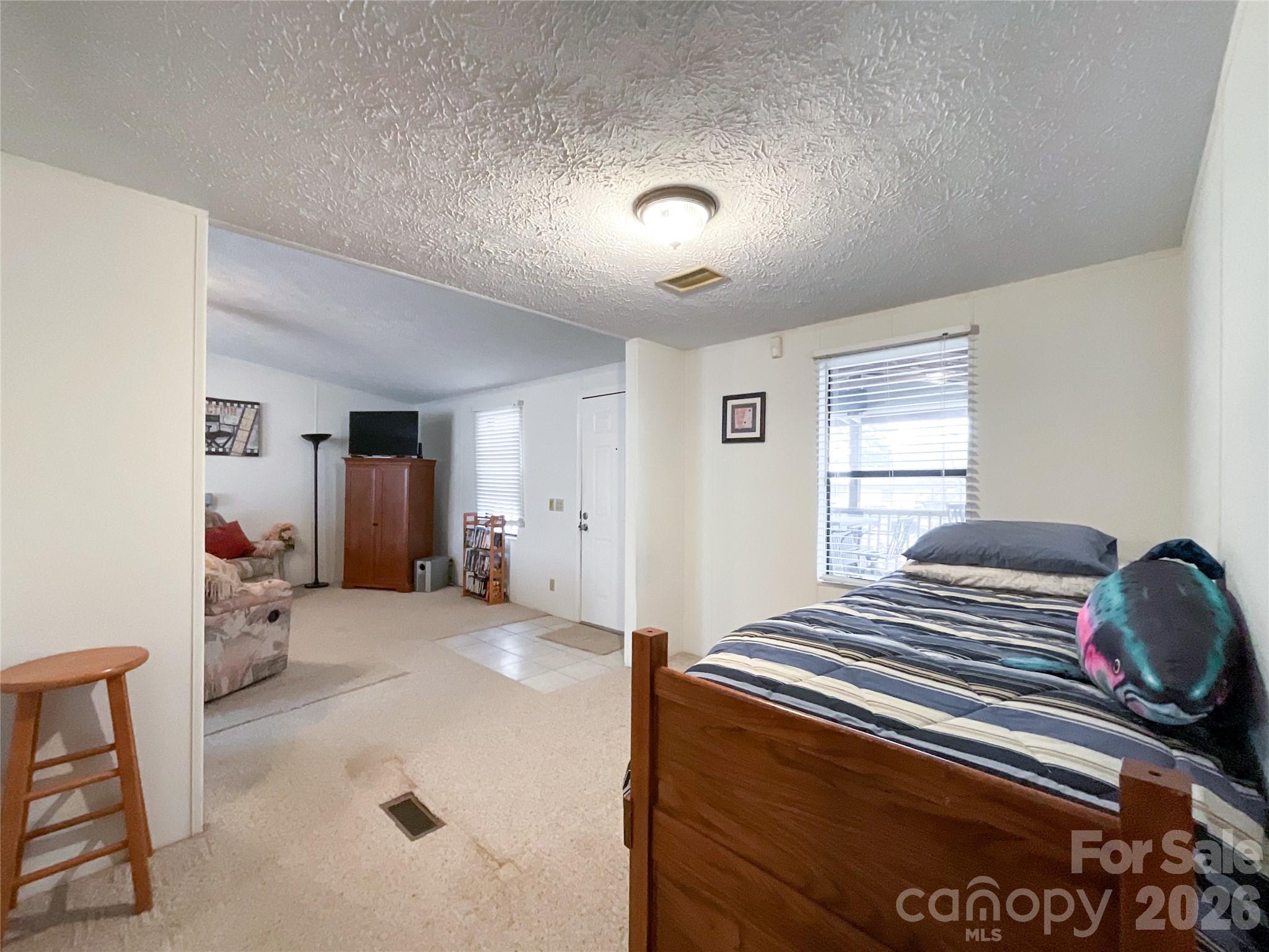 2329 Dolan Lane — Liberty Hill