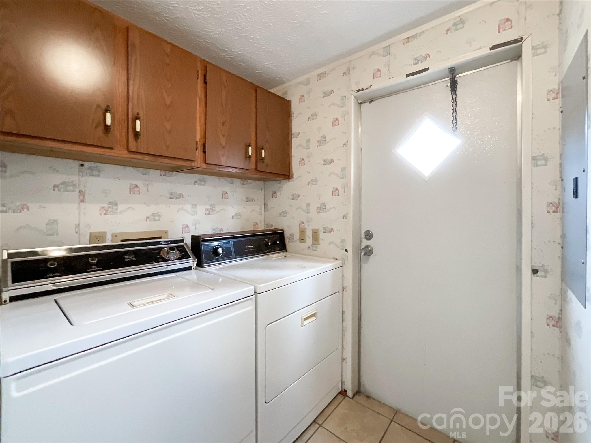 2329 Dolan Lane — Liberty Hill