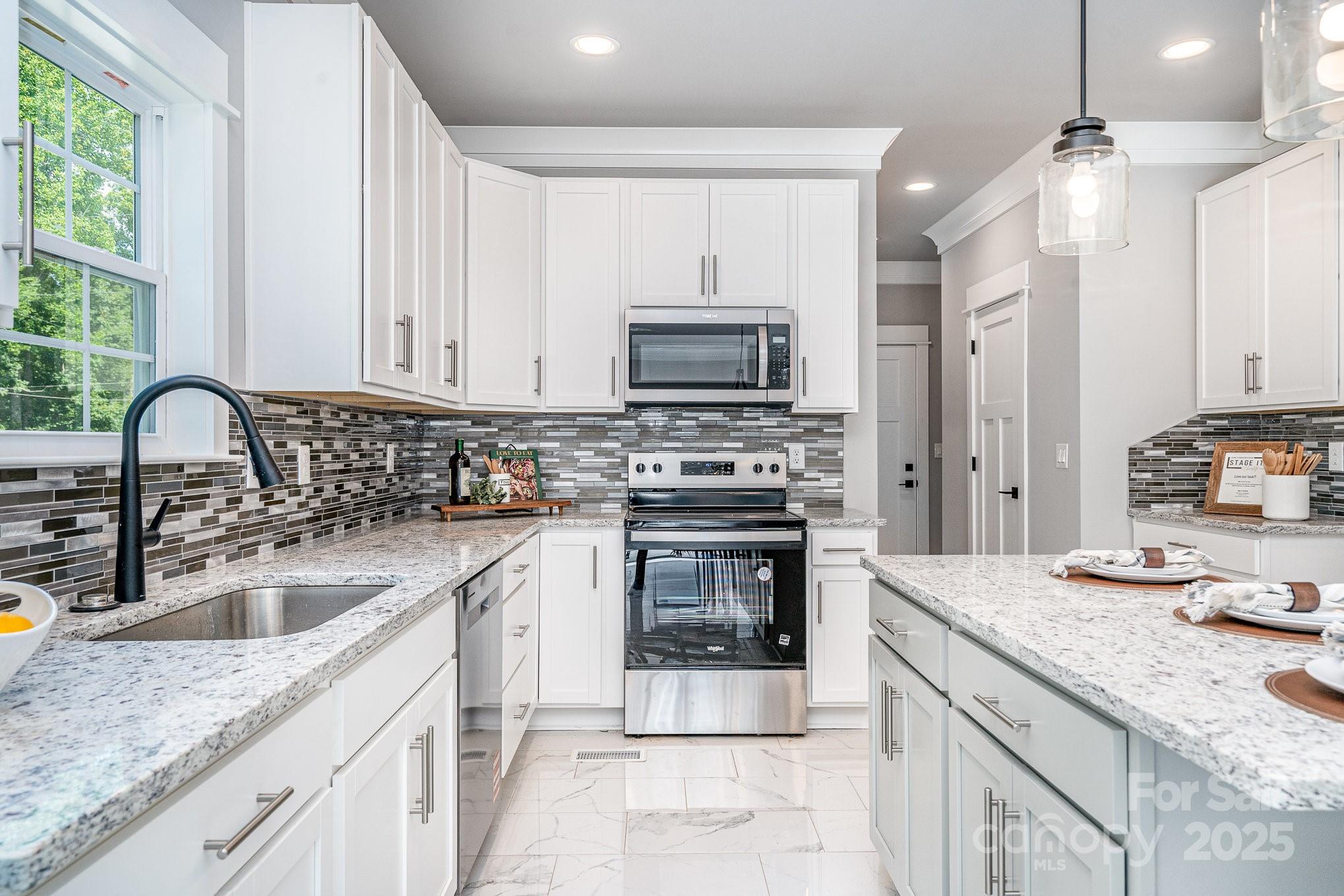 7221 Static Way — Sherrills Ford