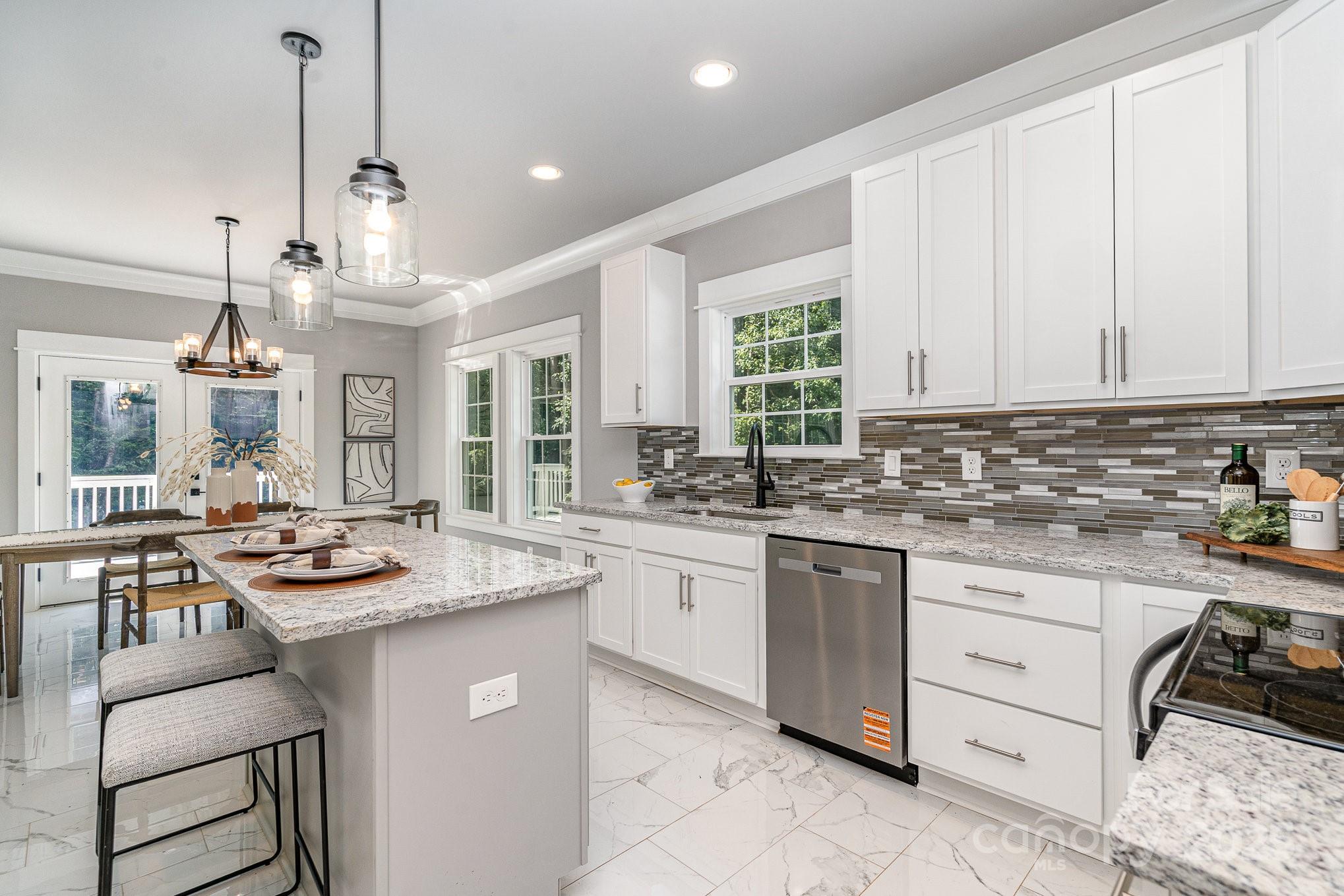 7221 Static Way — Sherrills Ford