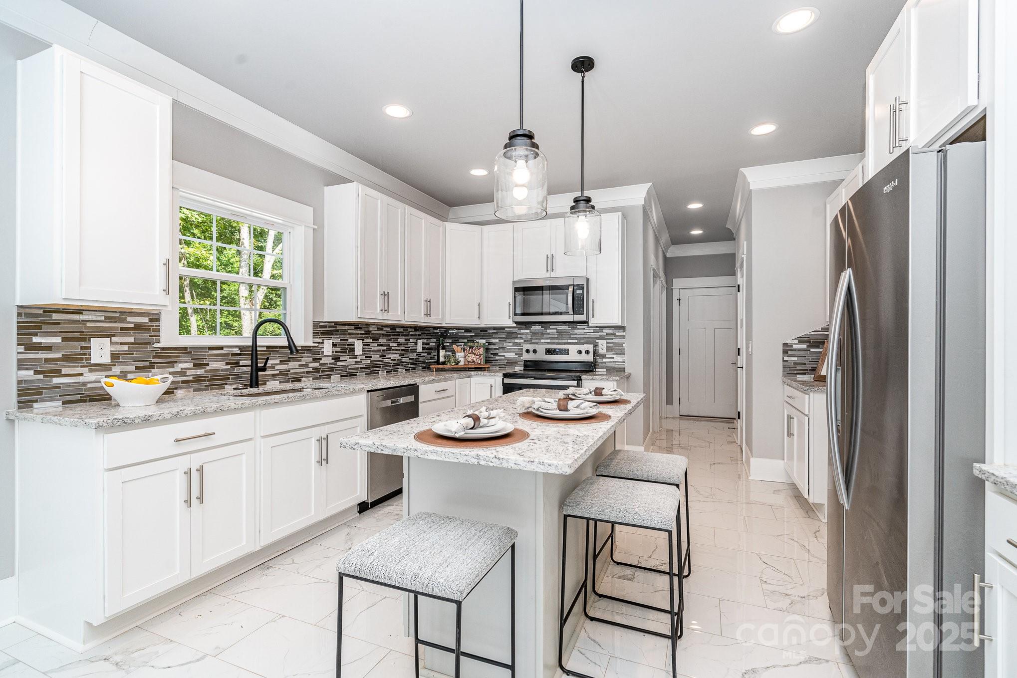 7221 Static Way — Sherrills Ford