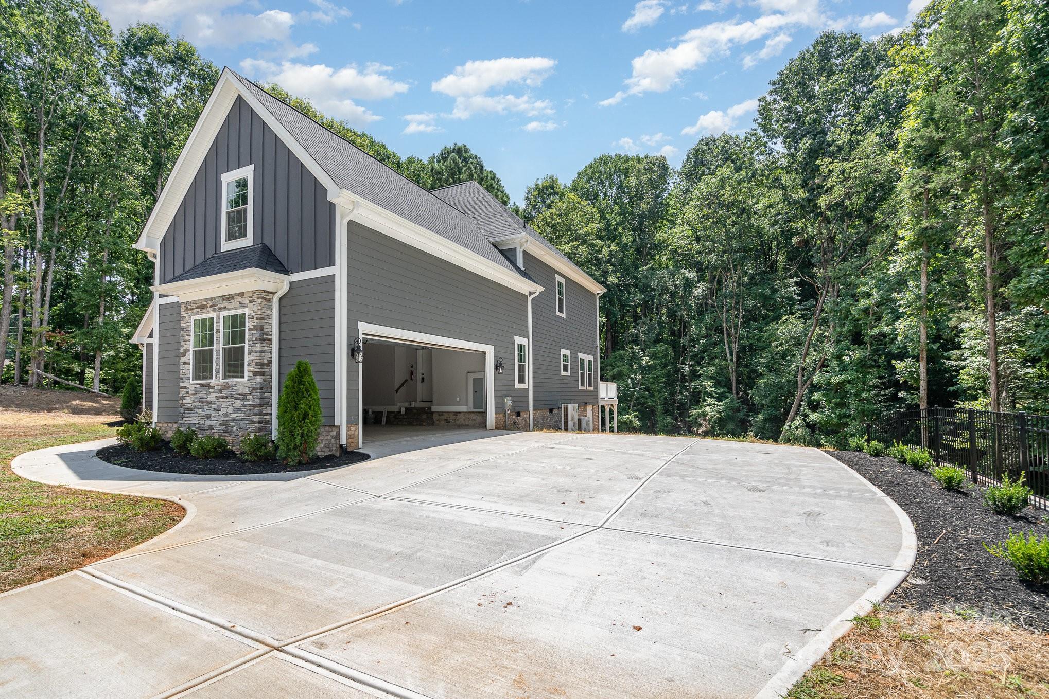 7221 Static Way — Sherrills Ford