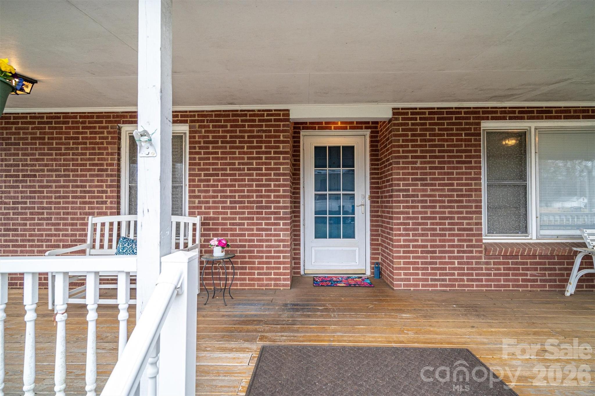 816 South Point Road — Belmont