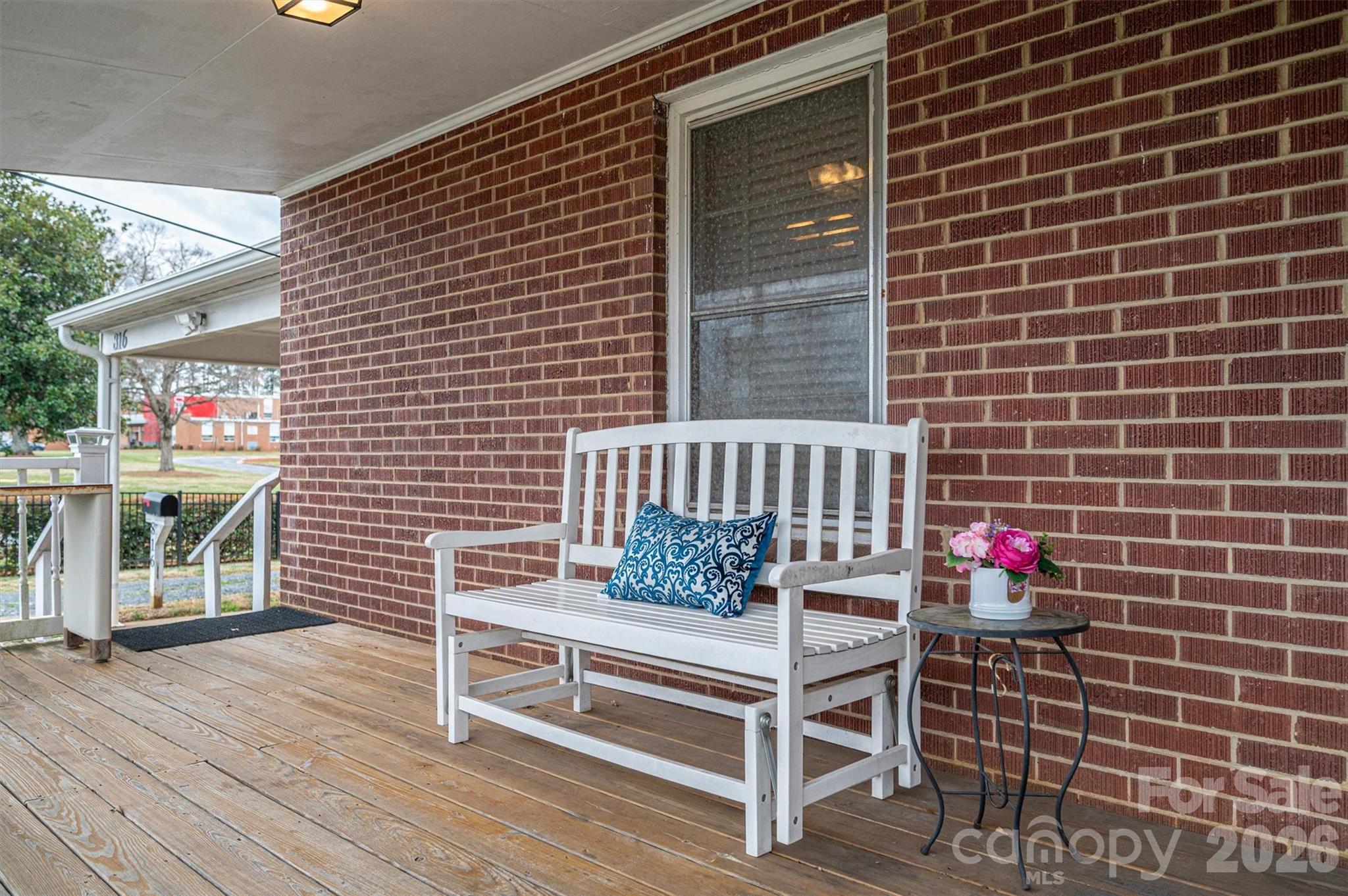 816 South Point Road — Belmont