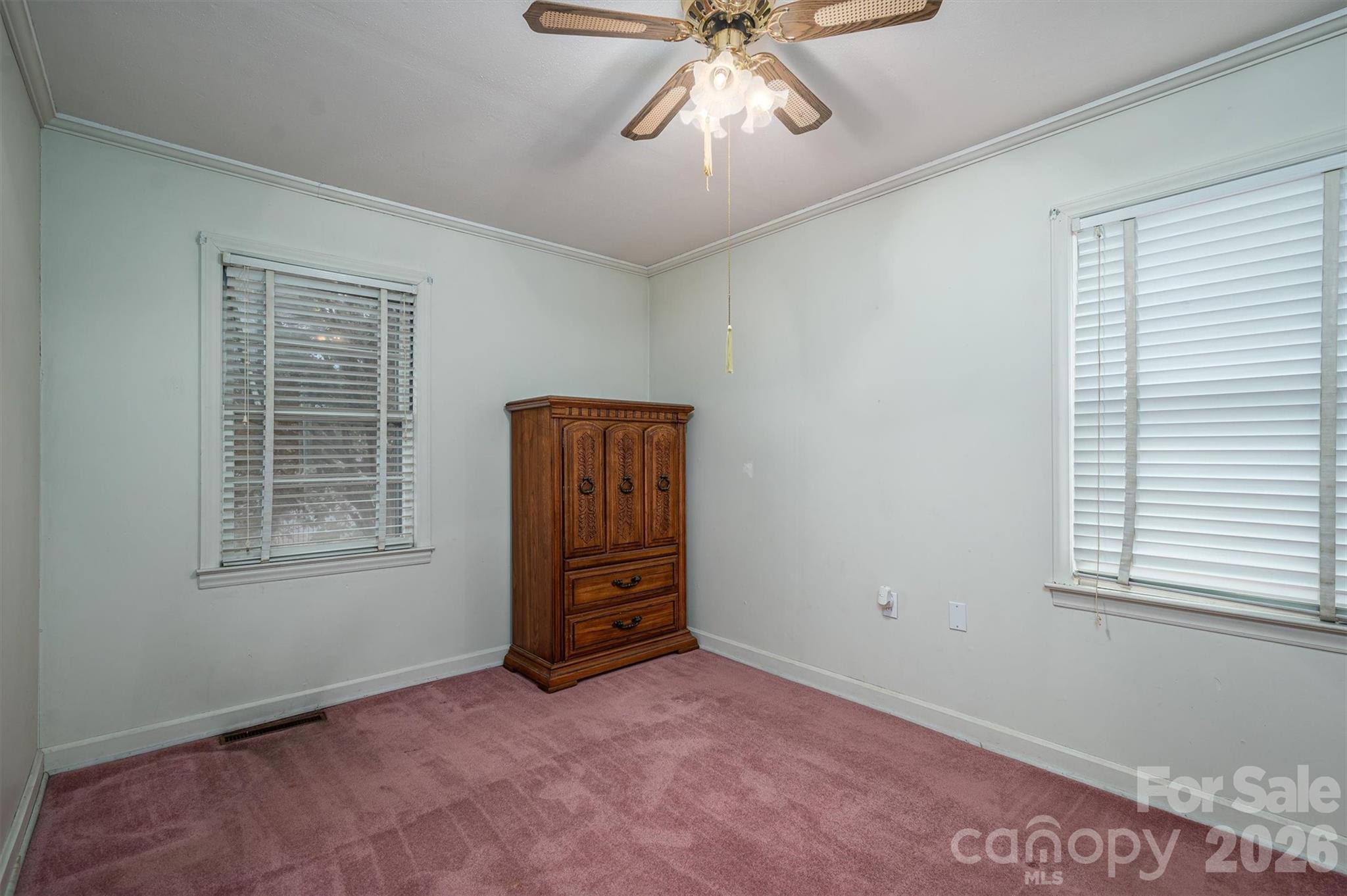 816 South Point Road — Belmont