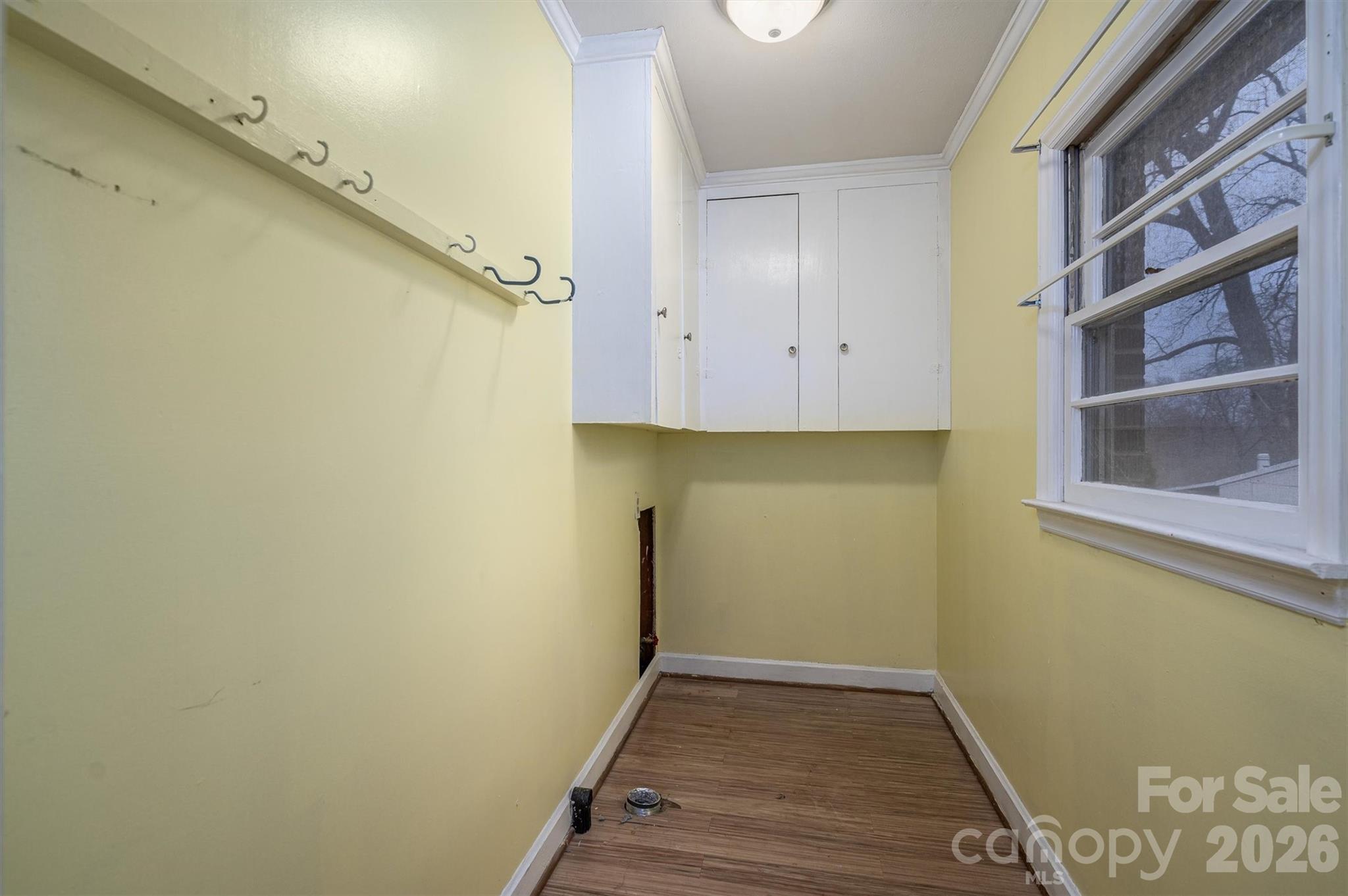 816 South Point Road — Belmont