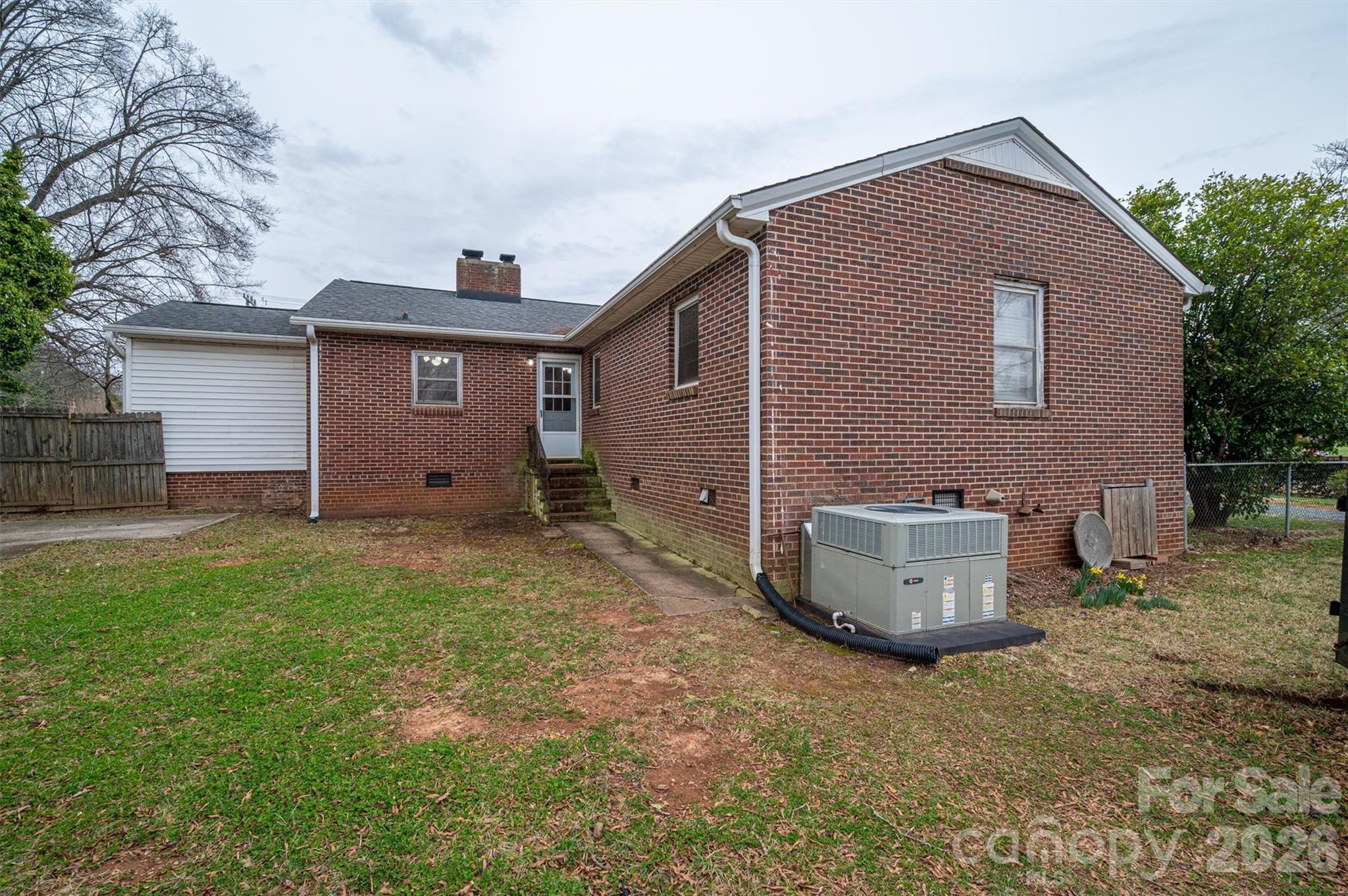 816 South Point Road — Belmont
