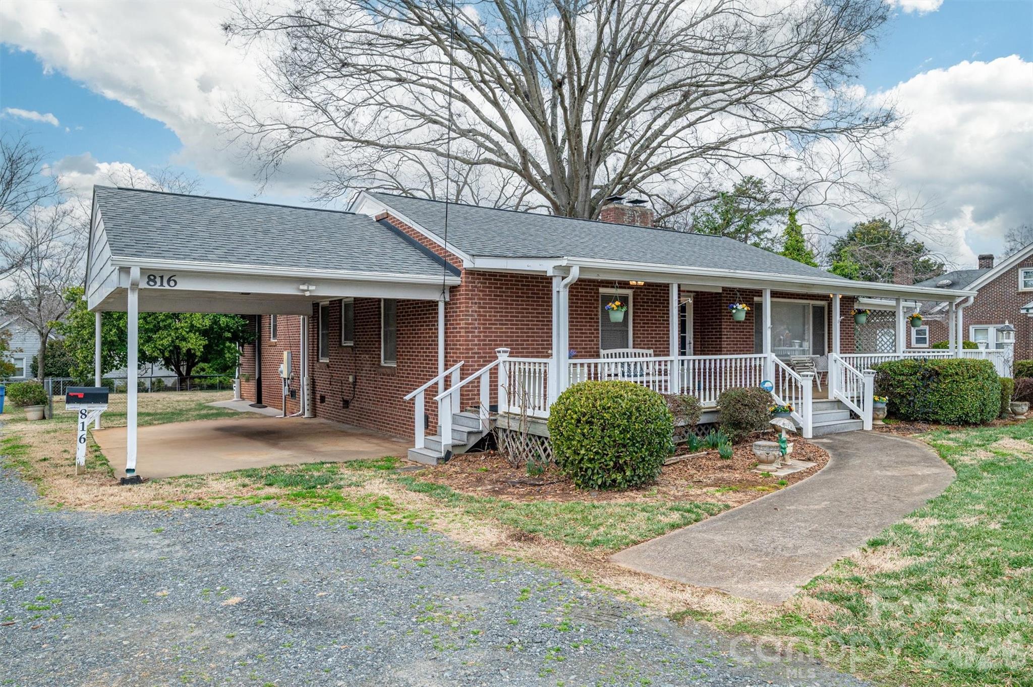 816 South Point Road — Belmont