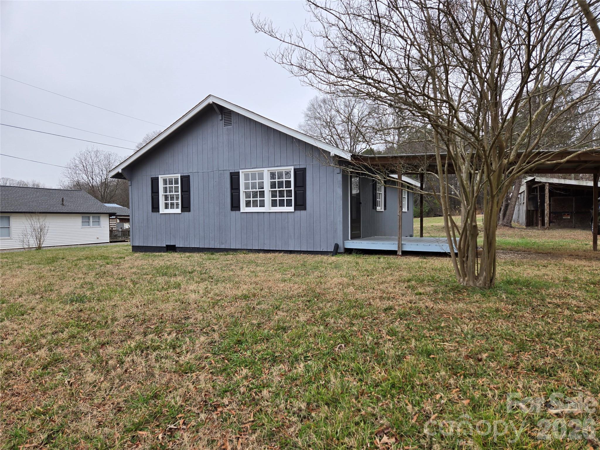 915 Chapel Street — Landis