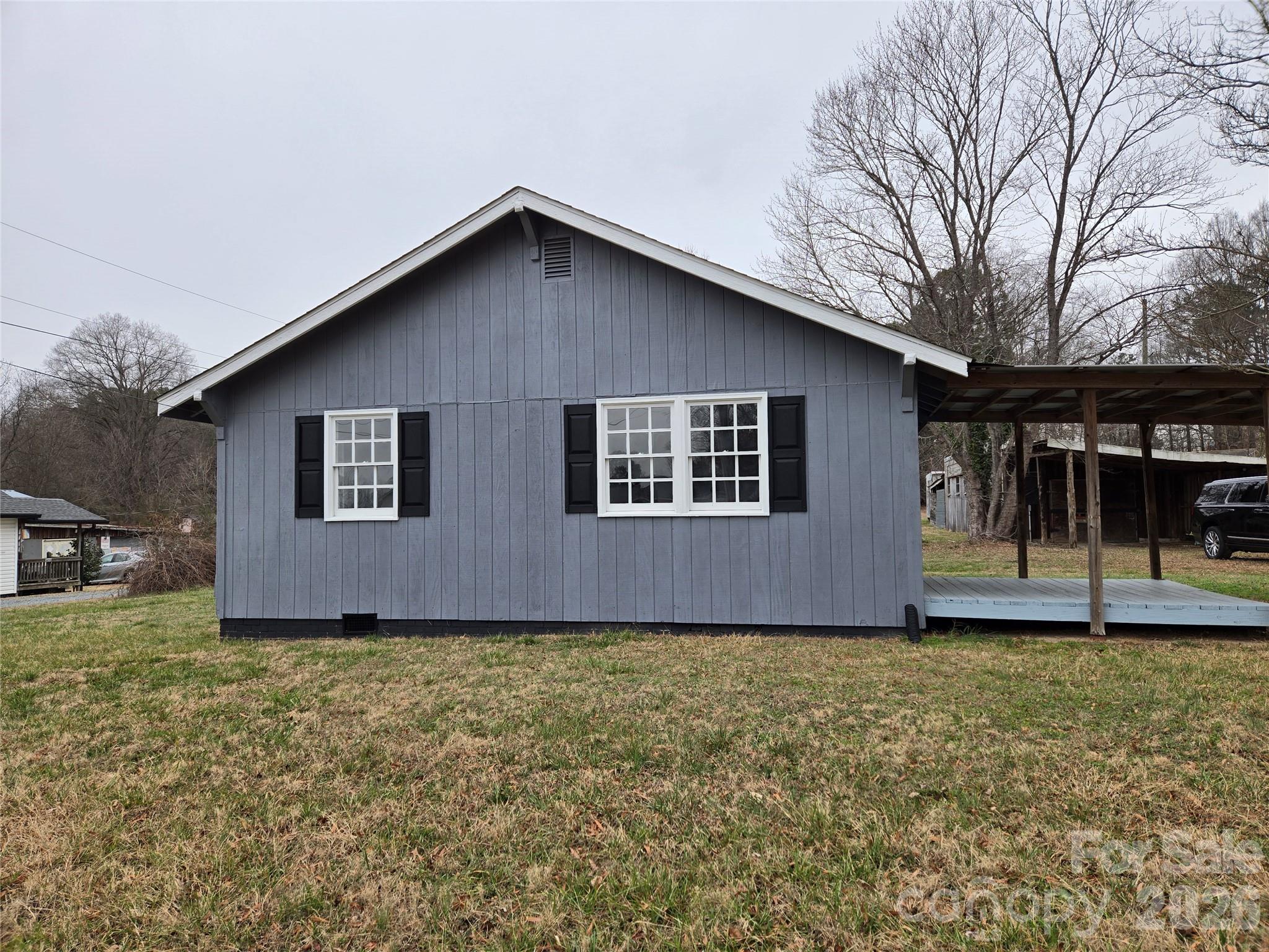 915 Chapel Street — Landis