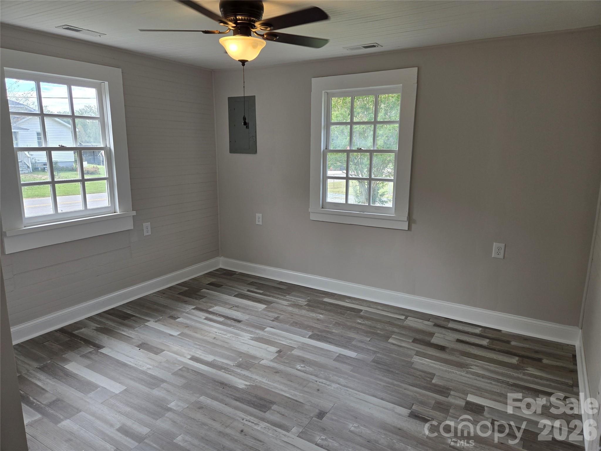 915 Chapel Street — Landis