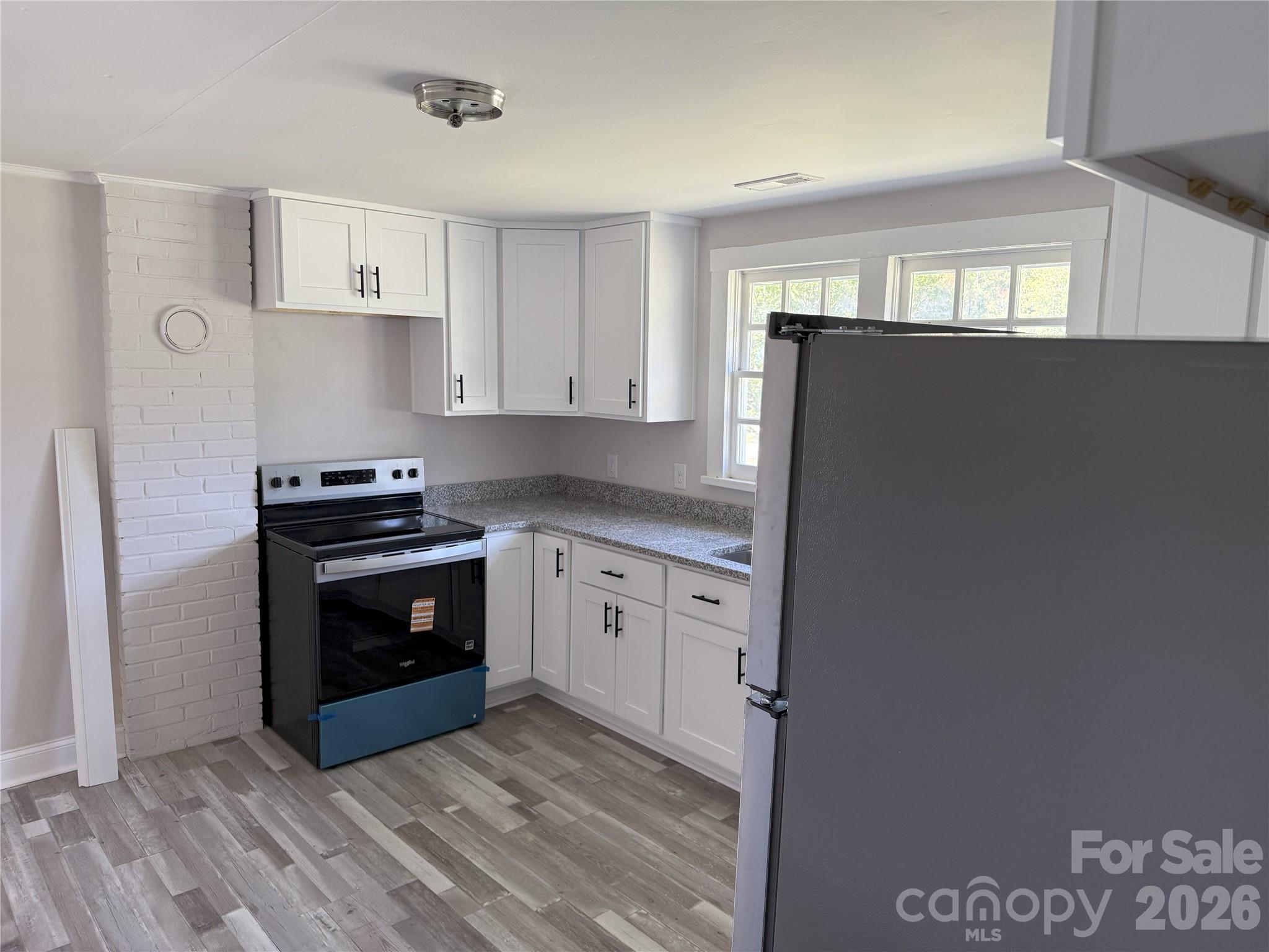 915 Chapel Street — Landis