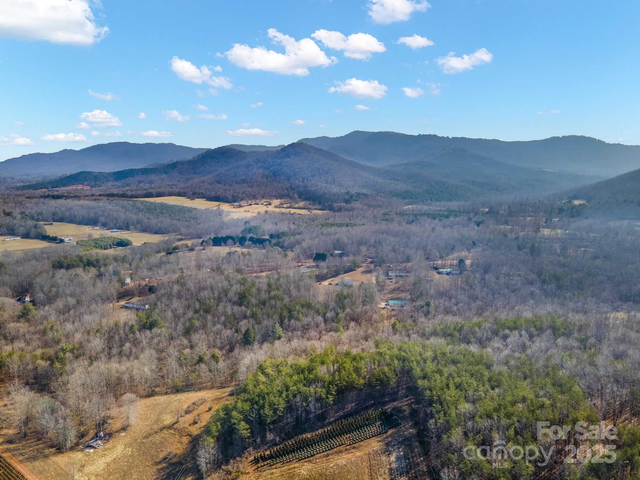 4454 Windy Hill Road — Morganton
