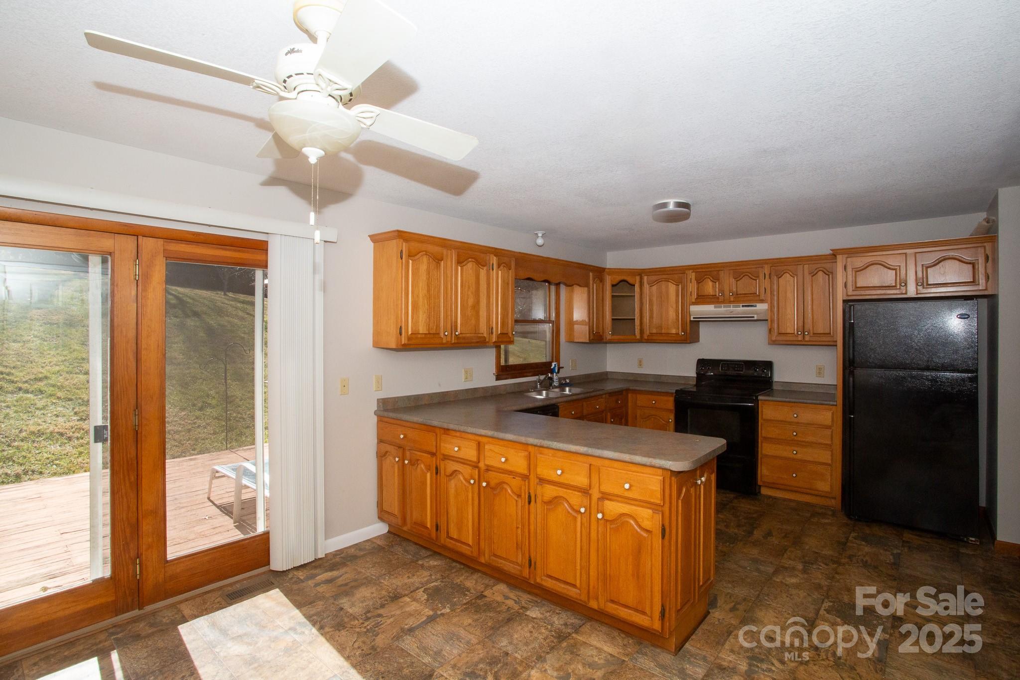 9 Lorena Drive — Asheville