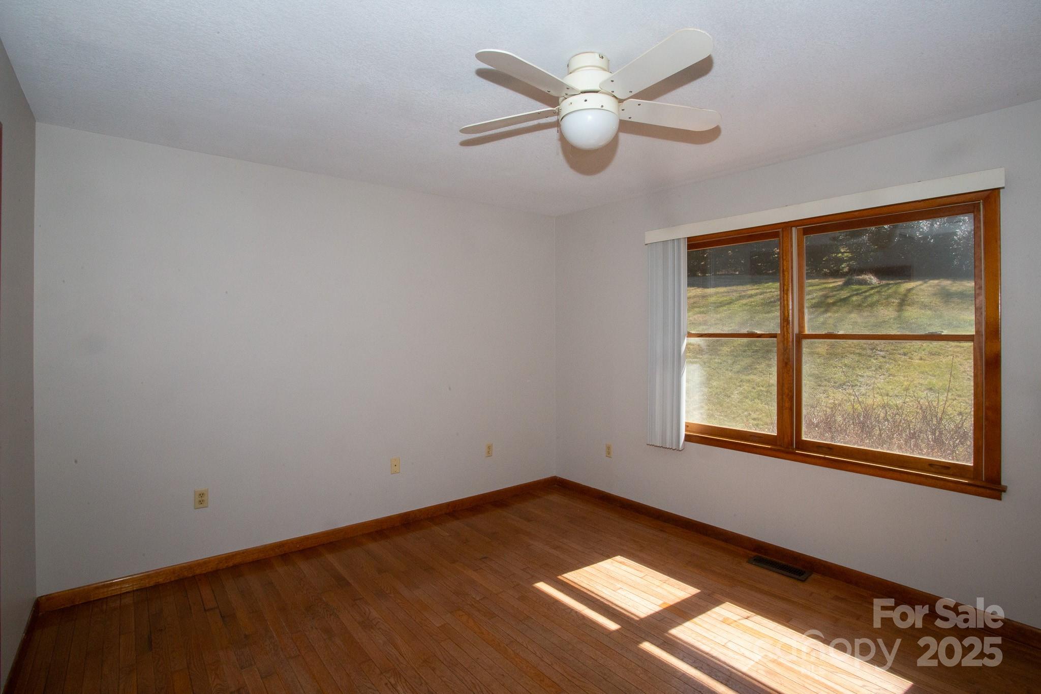 9 Lorena Drive — Asheville