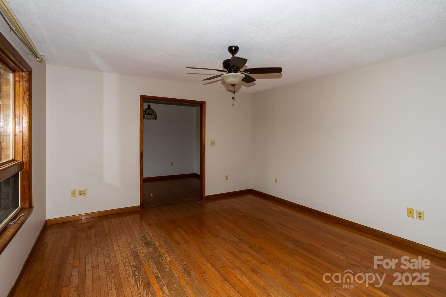 9 Lorena Drive — Asheville