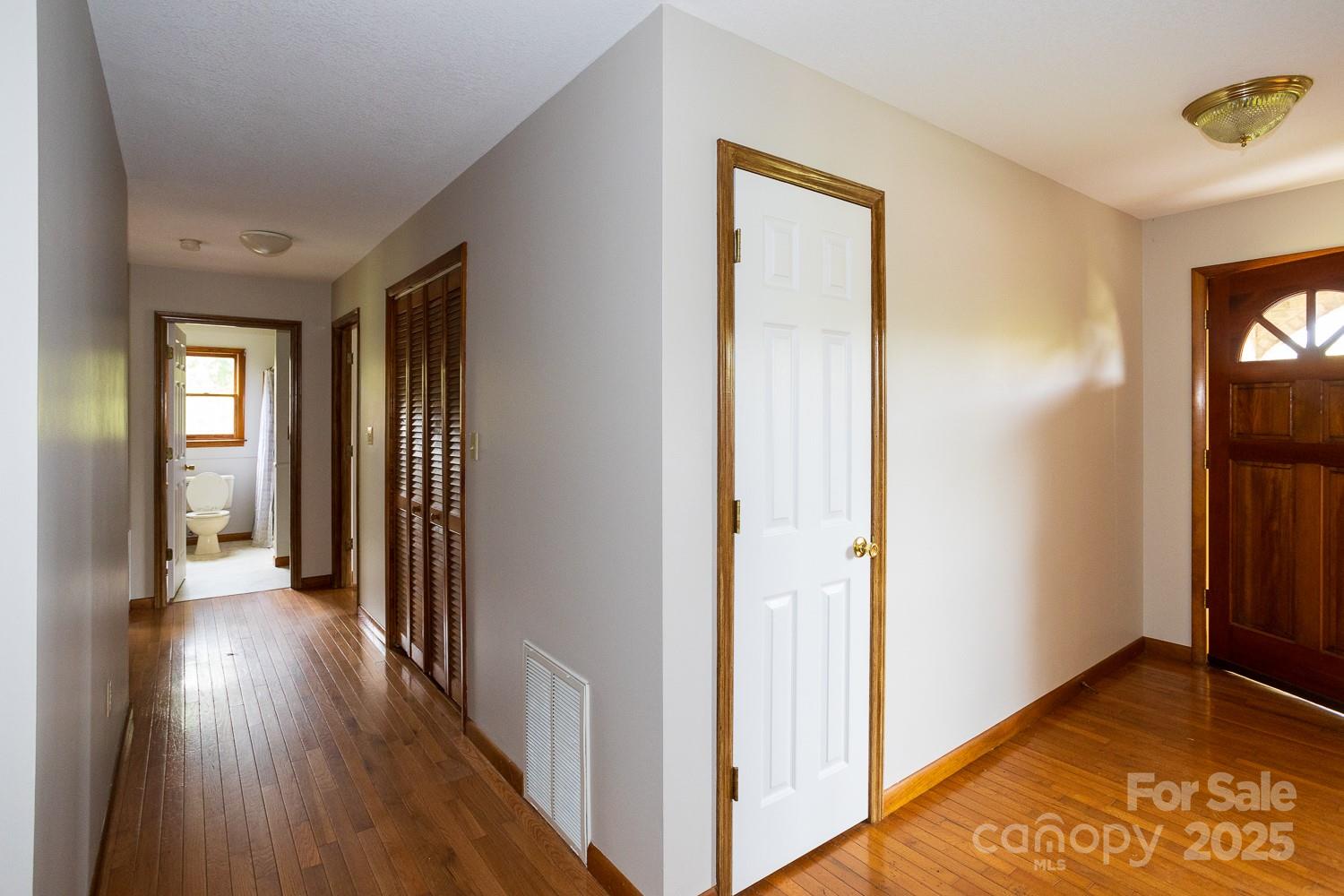 9 Lorena Drive — Asheville